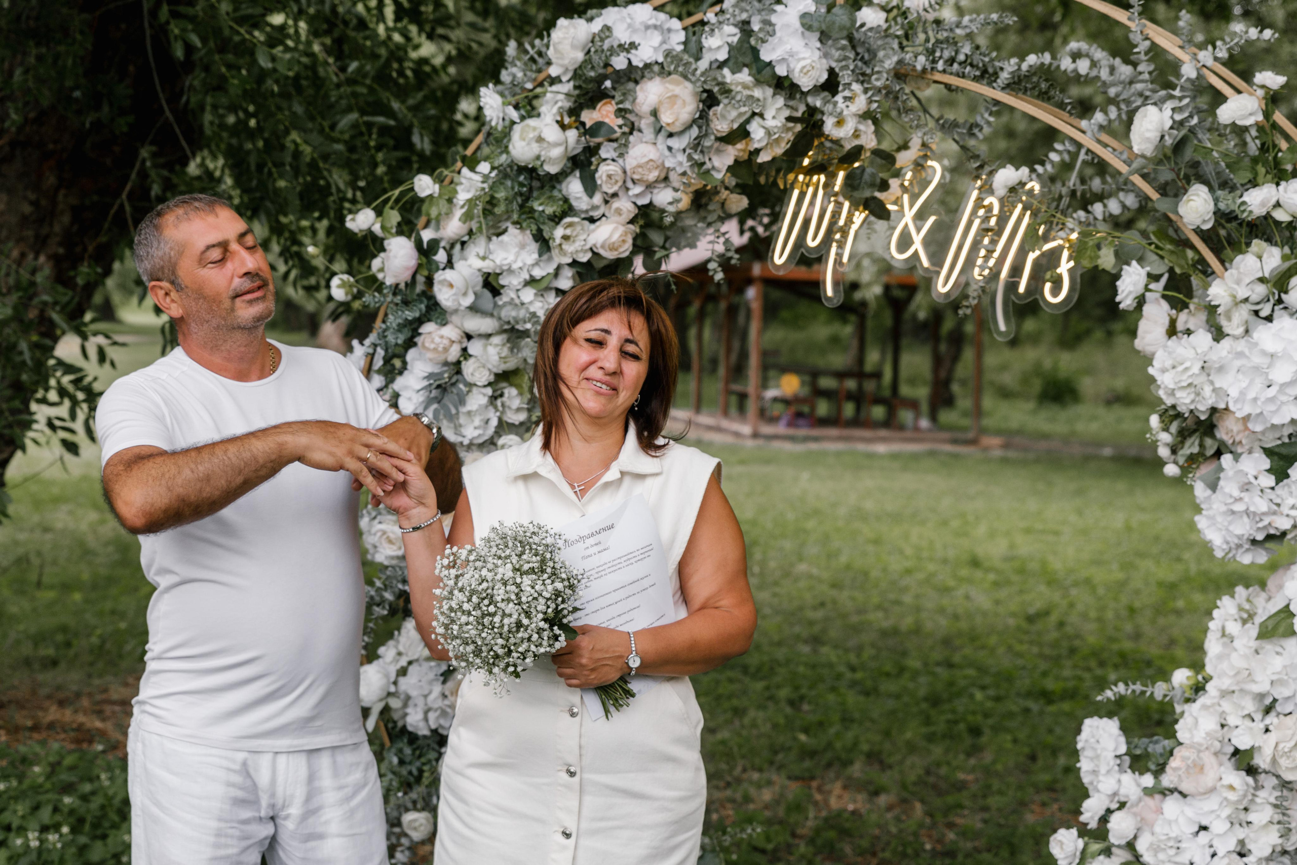 Сюрприз на 30 лет брака. Свадебный фотограф в Пятигорске и КМВ Софья Аджикеримова