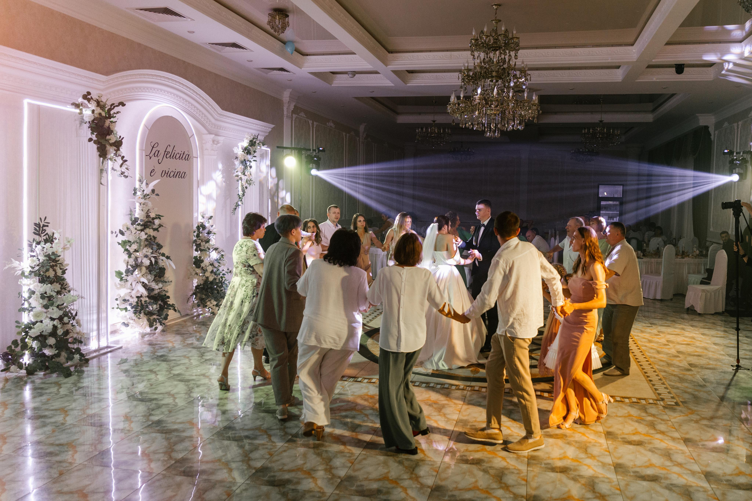 Захар и Ангелина. Свадебный фотограф в Пятигорске и КМВ Софья Аджикеримова