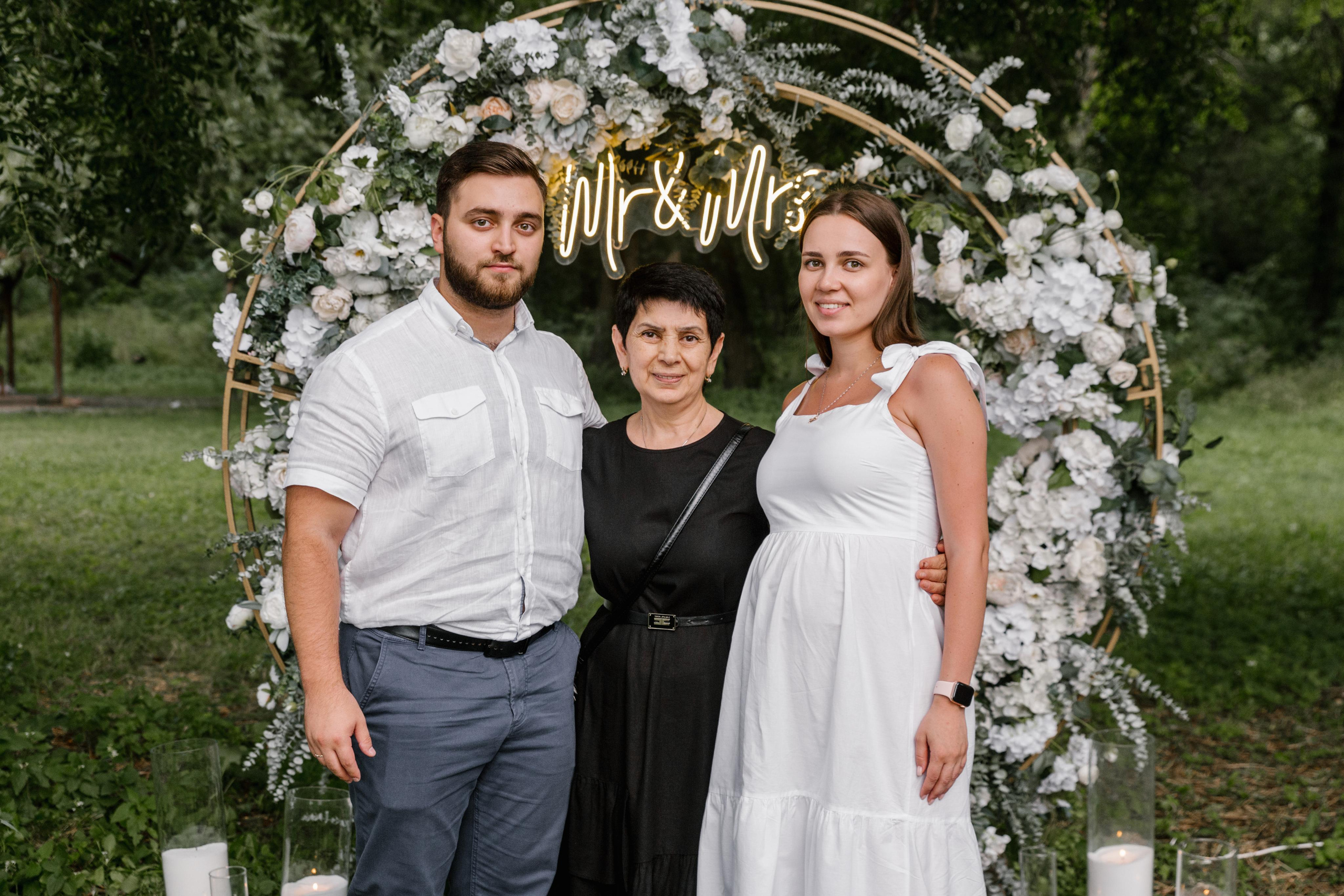 Сюрприз на 30 лет брака. Свадебный фотограф в Пятигорске и КМВ Софья Аджикеримова