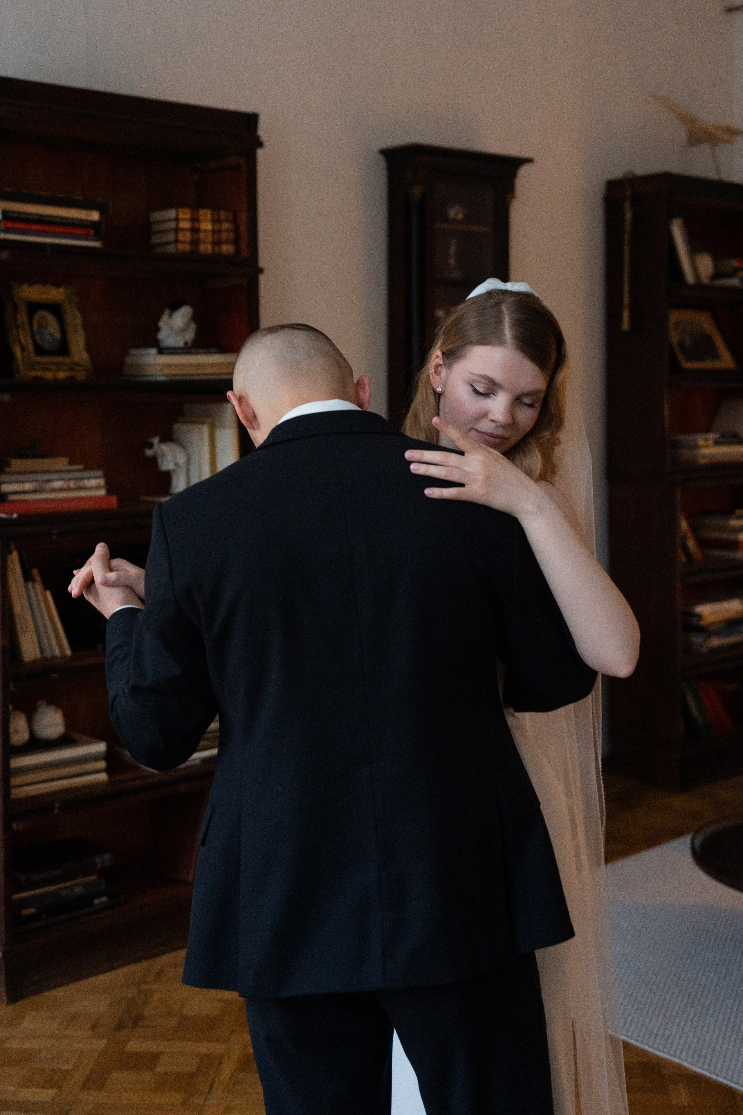 Мария и Алексей, студия 1884. Свадебный фотограф в Москве Анна Полушина