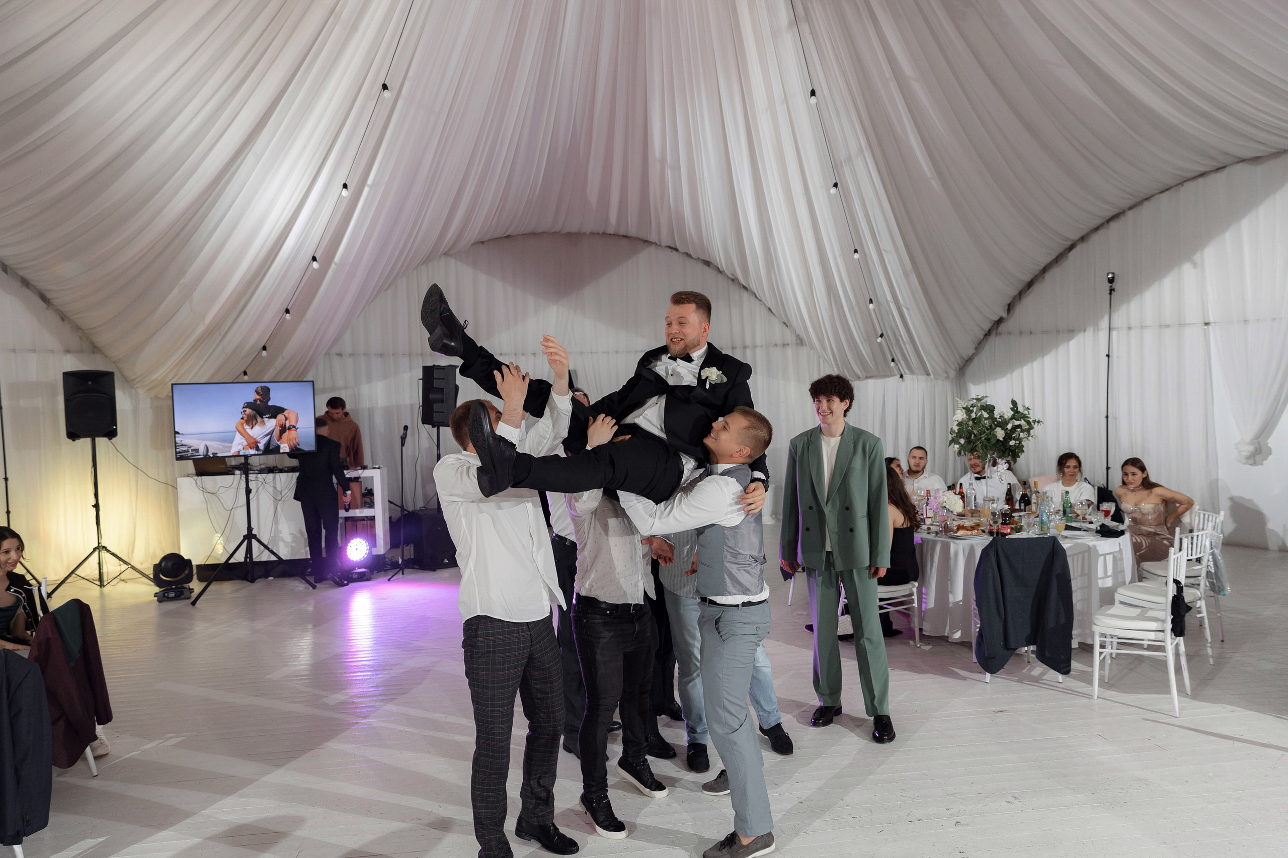 Никита и Валентина. Свадебный фотограф и видеограф Юрий и Эля Дубинины