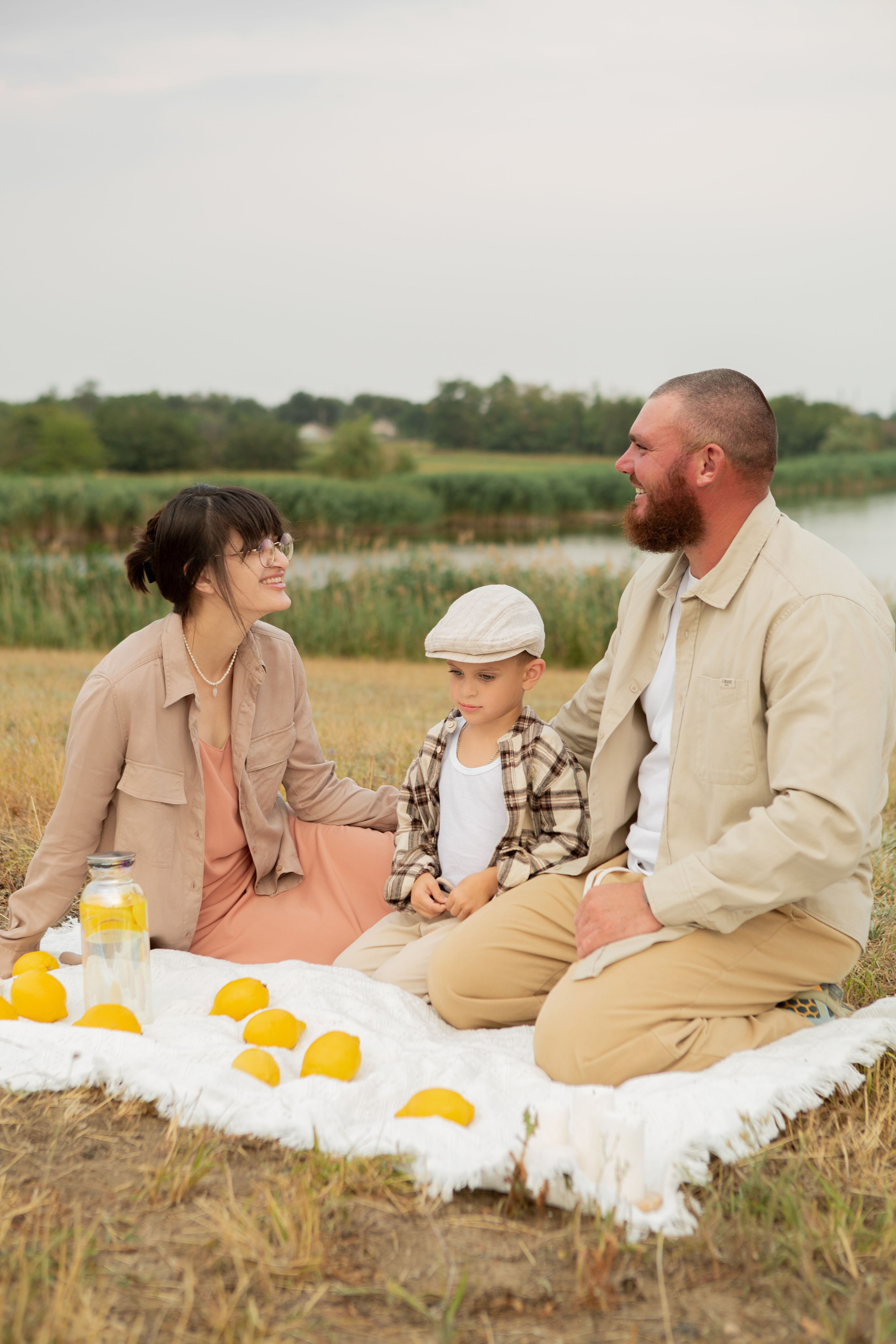 Семейная прогулка. Семейный фотограф в Новопокровской, Тихорецке и Краснодаре Чугусова Марина