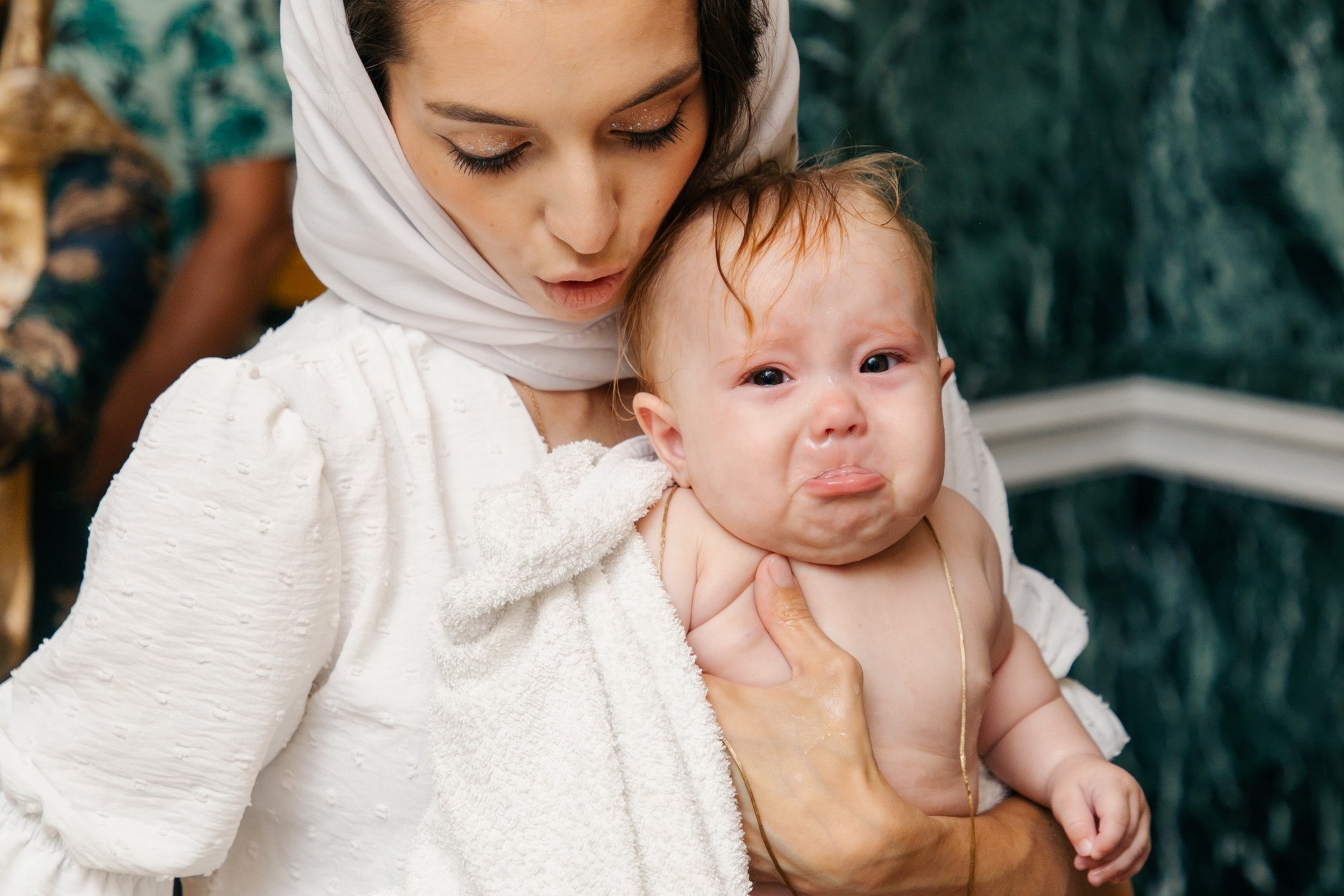 Крещение малышки в Никольском Морском соборе, г. Кронштадт, лучшие храмы для крещения, где крестить в спб, как записаться на крещение, сколько стоит крещение питре, как покреститься спб, фотограф на крещение