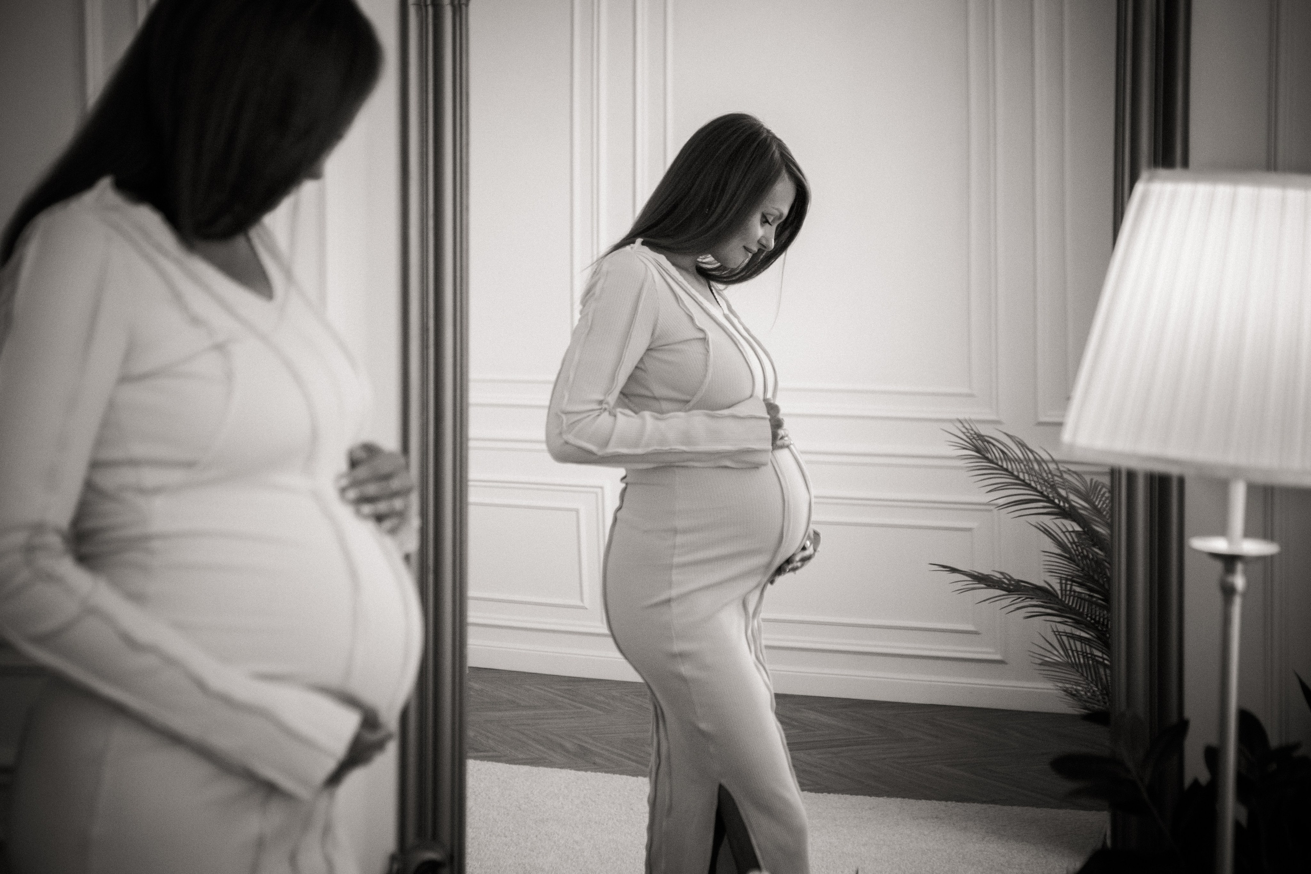 Фотосессия беременности в студии. X-Place студия в Москве. Свадебный и семейный фотограф в Москве и Подмосковье Лариса Козлова