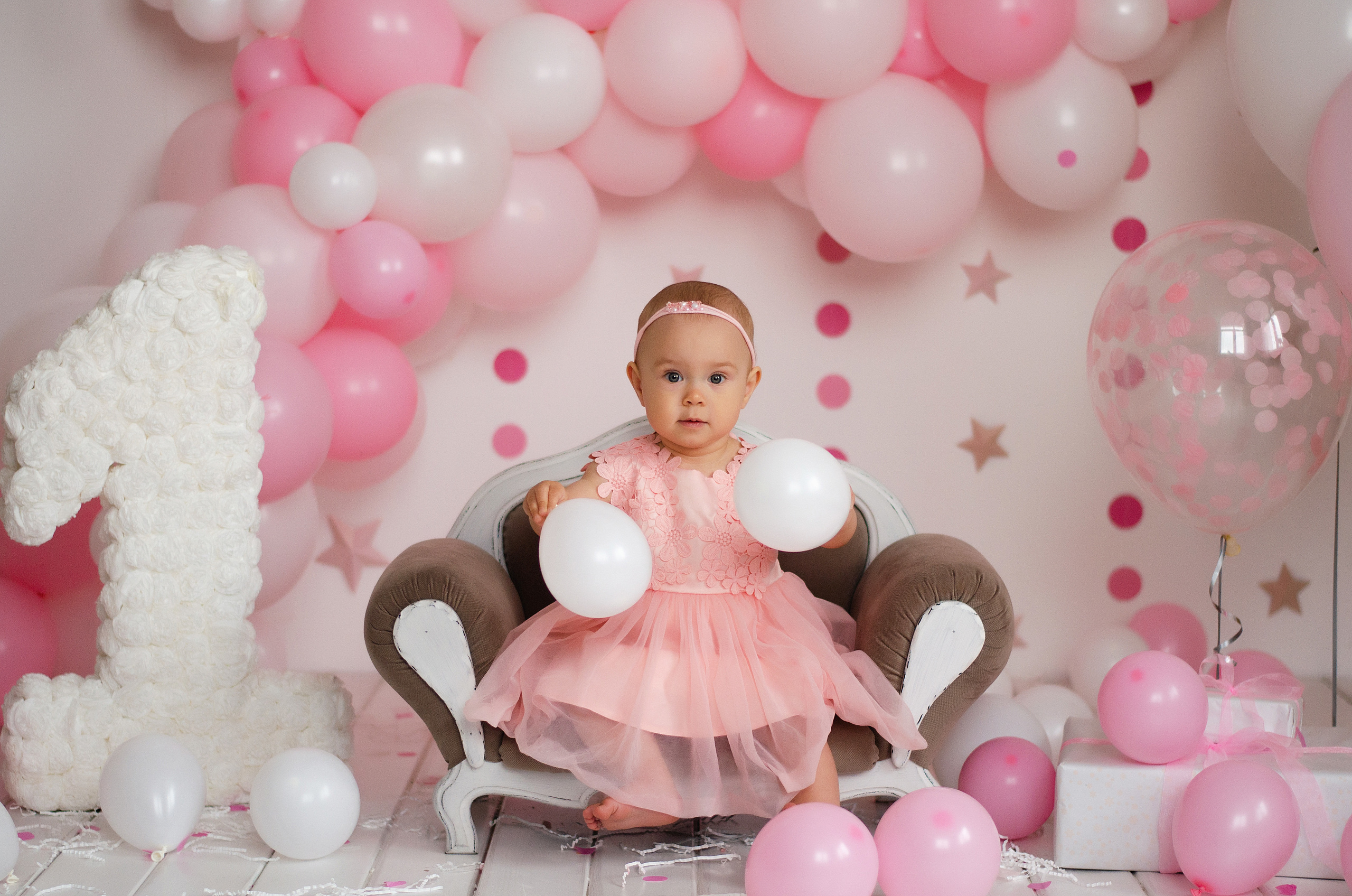 Годовасие. Марина Колосова, детский фотограф и фотограф новорожденных в Красноярс