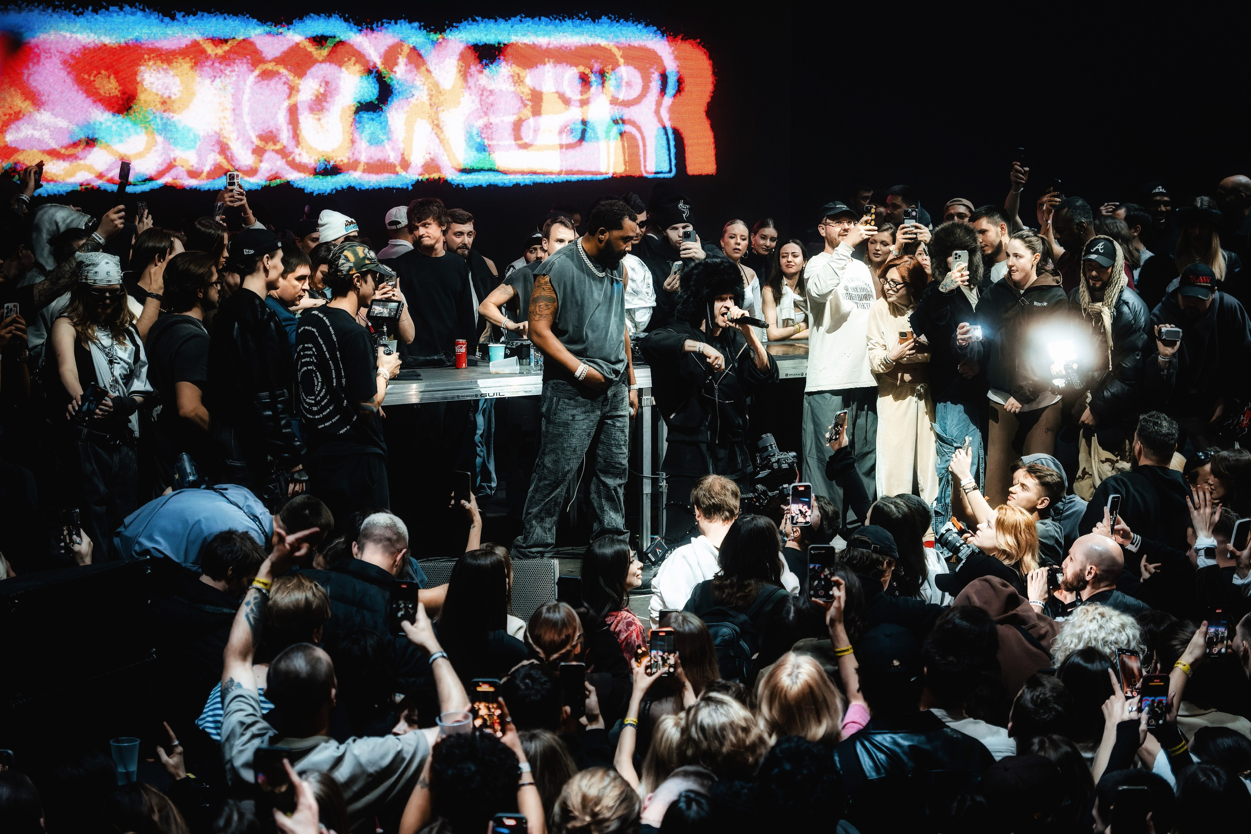 AVG x Desiigner в Tau 21.02.2025. Репортажный фотограф и видеограф в Москве