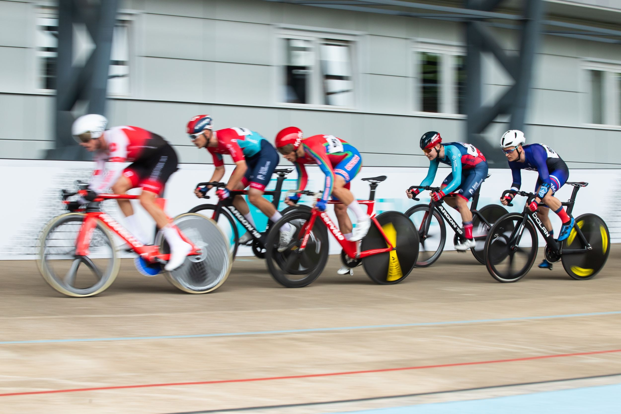 Соревнования по велоспорту «Большой приз Тулы» (19 мая 2023). Репортажный фотограф Алексей Пирязев