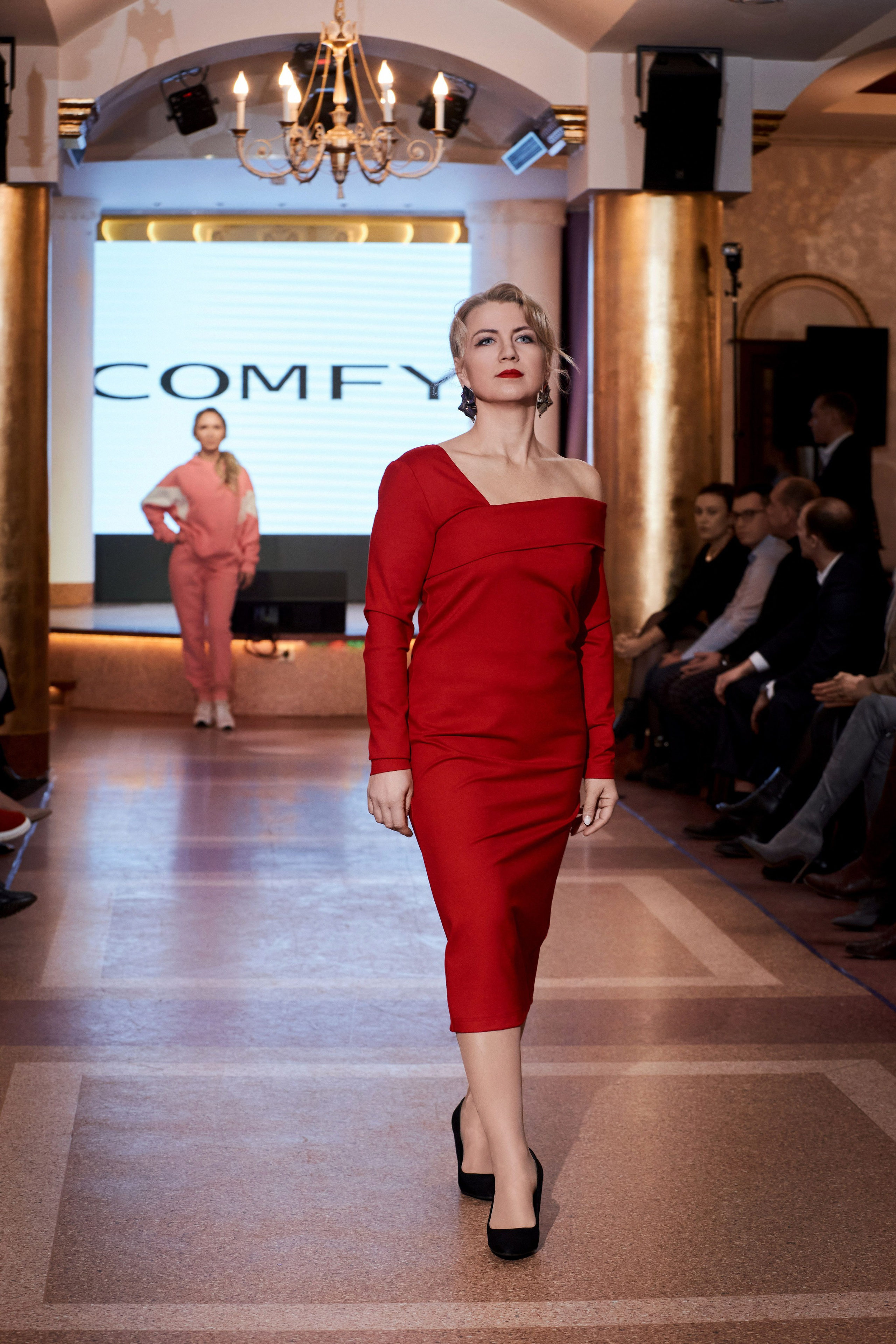 Modeling+. Fasion-show «Зима в городе» 2024. Фотограф Алексей Яковлев