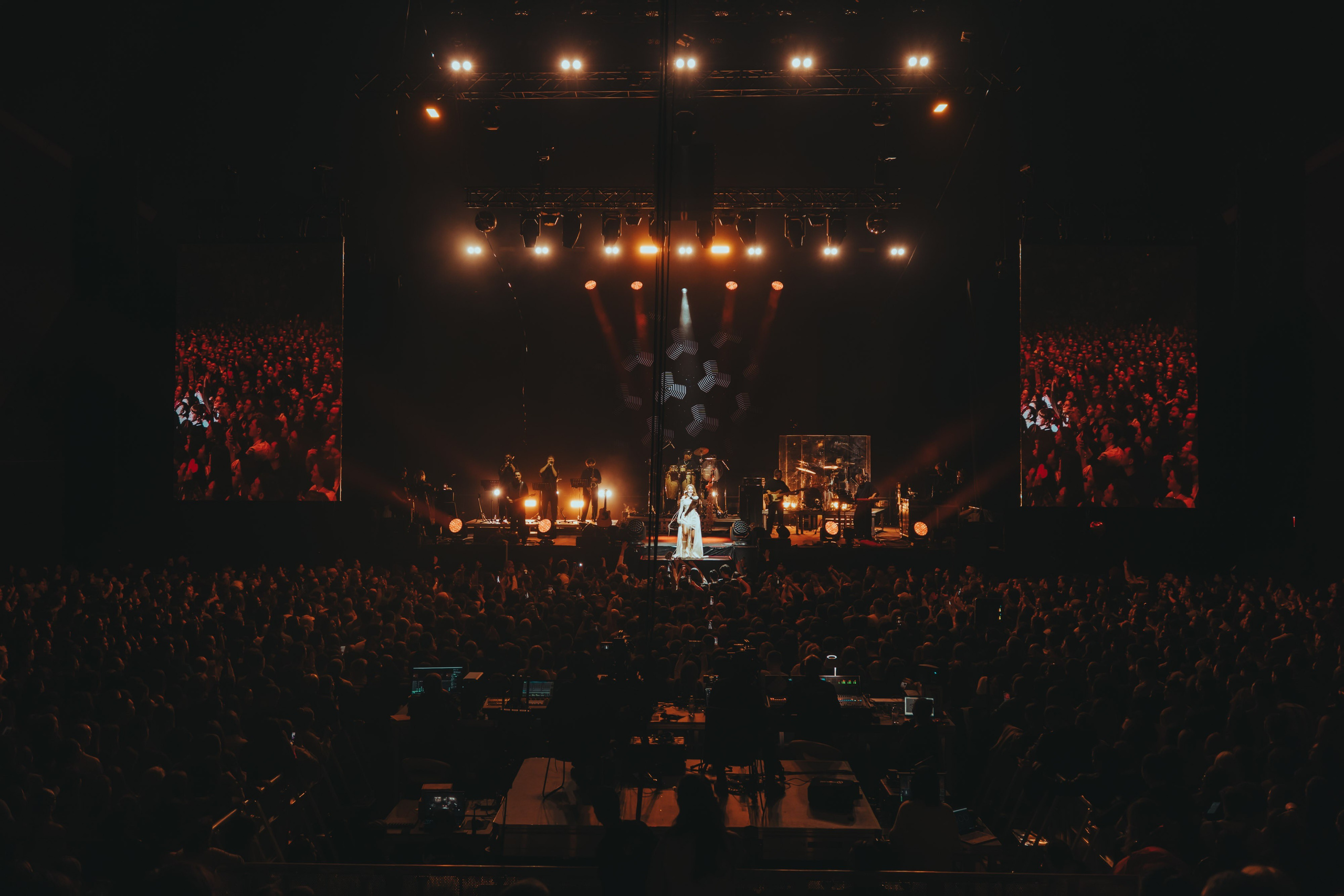 МакSим в Астане. Профессиональный фотограф в городе Астана Копанев Данил