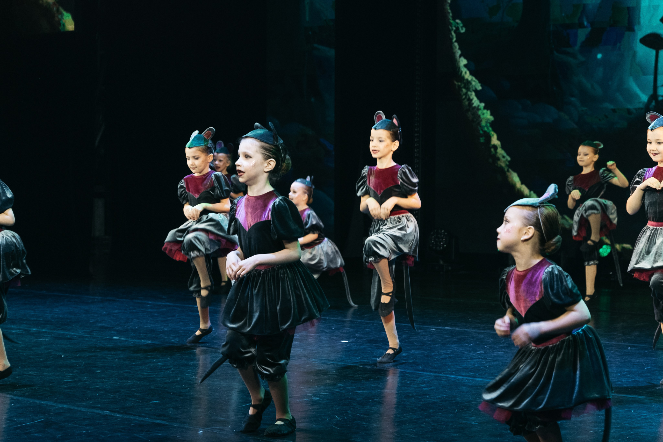 СурГУ 23.12.23. Репортажный и свадебный фотограф в Сургуте