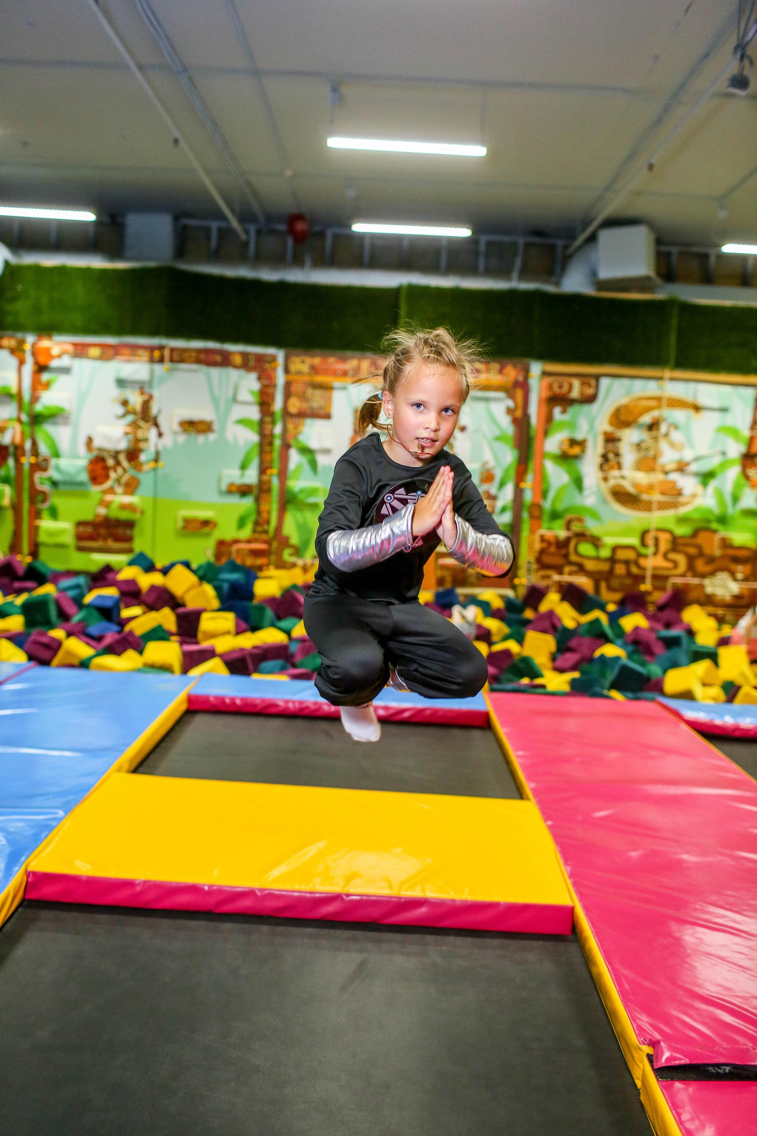 детская фотосессия в Санкт-Петербурге, фотограф Joky joya, детский и семейный фотограф и видеограф СПб. Фотограф на детский праздник в День Рождения в развлекательном центре Питера