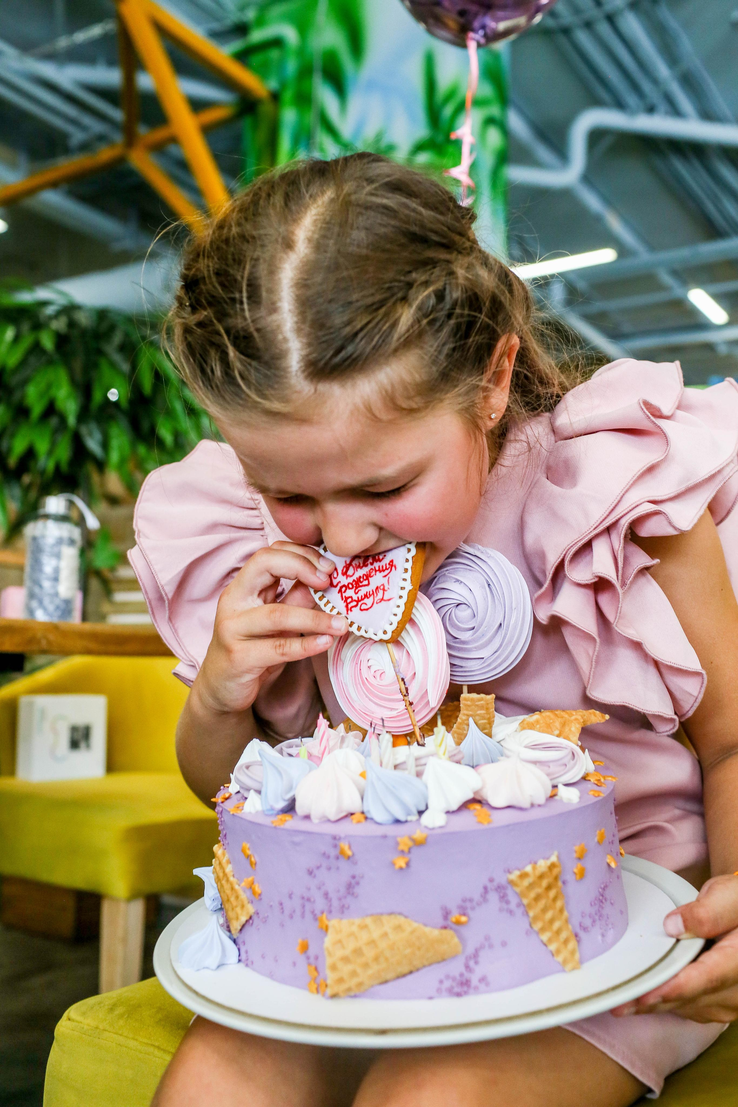 детская фотосессия в Санкт-Петербурге, фотограф Joky joya, детский и семейный фотограф и видеограф СПб. Фотограф на детский праздник в День Рождения в развлекательном центре Питера