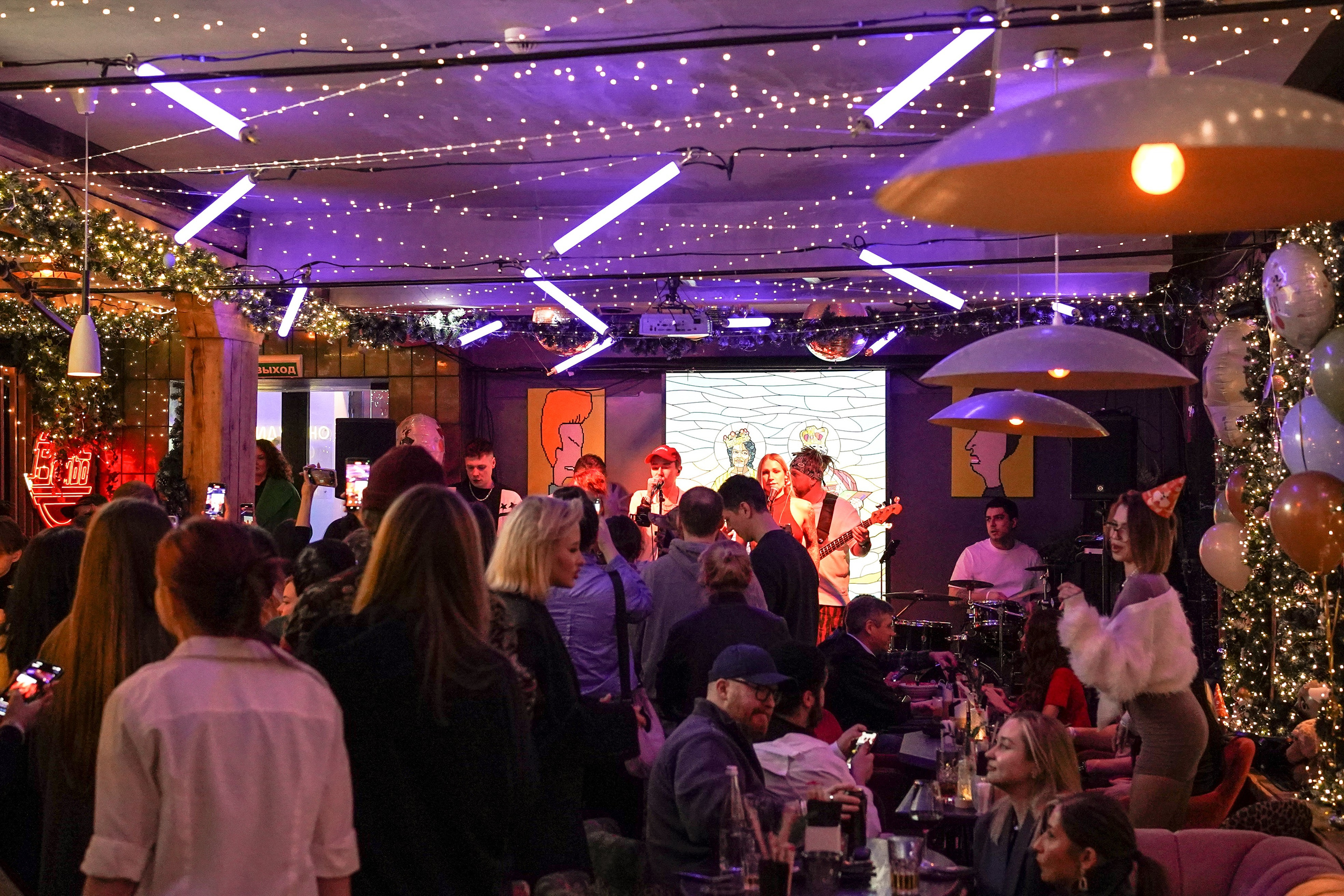 Бар Собаки в тумане. Фотограф