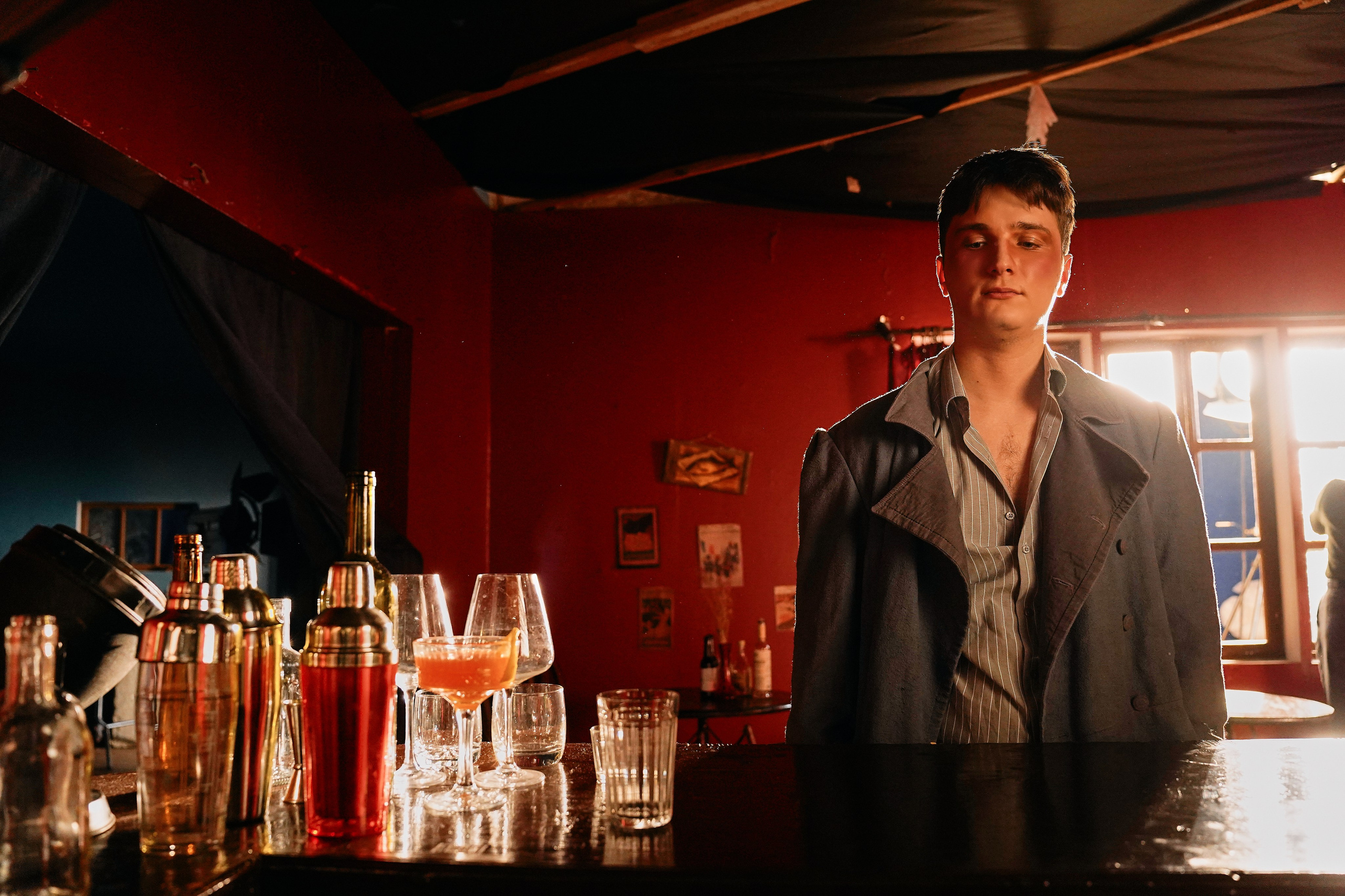 БЭКИ со съемок. Фотограф