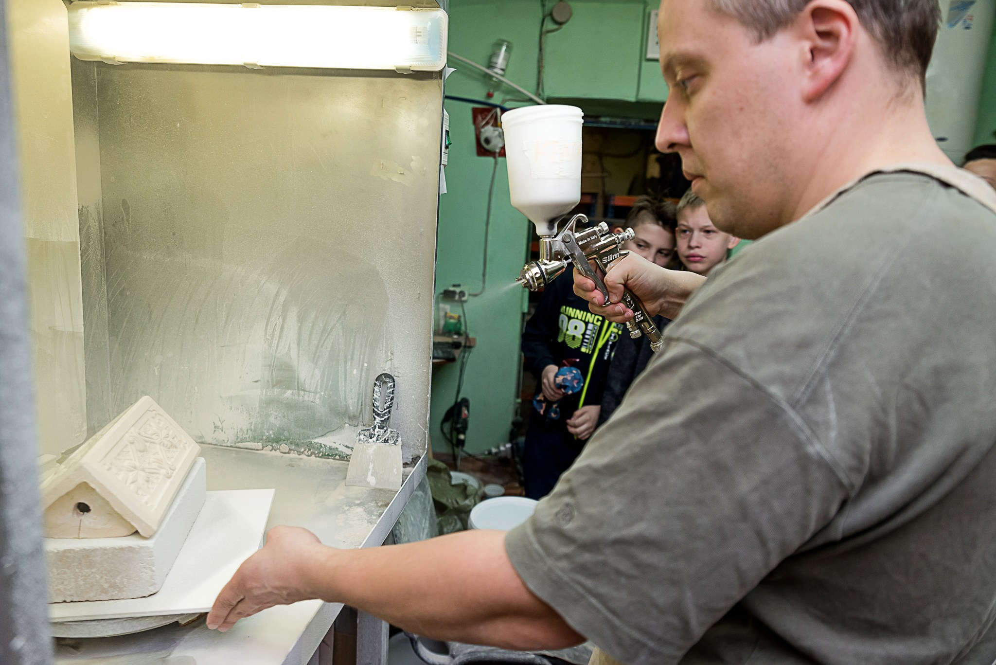 Экскурсия в цех по производству керамики. Свадебный и семейный фотограф из Санкт-Петербурга Климов Анатолий
