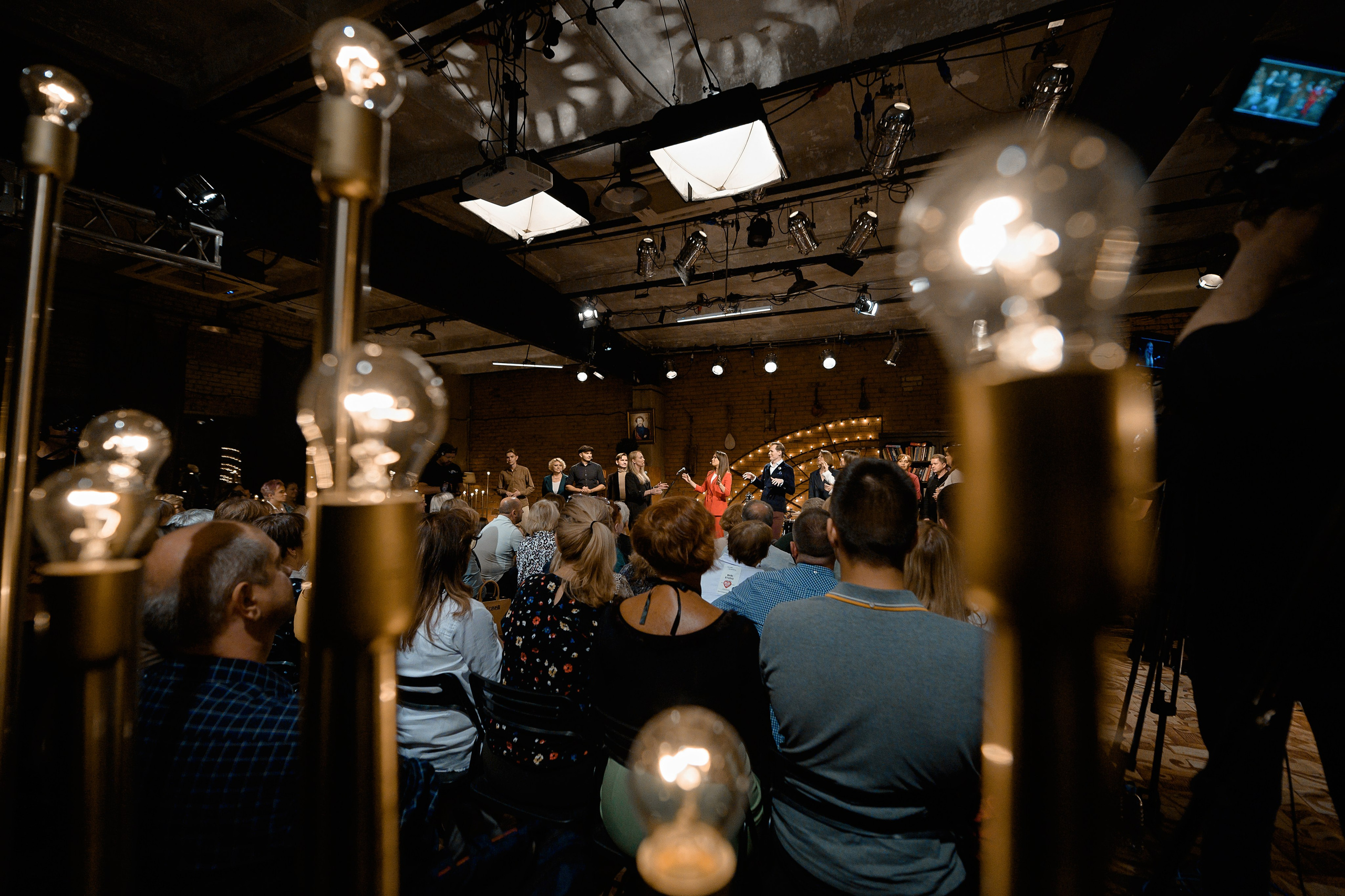 КВАРТИРНИК У МАРГУЛИСА. РЕПОРТАЖНЫЙ И БИЗНЕС ФОТОГРАФ В МОСКВЕ, ЕГОР НИКОЛАЕВ