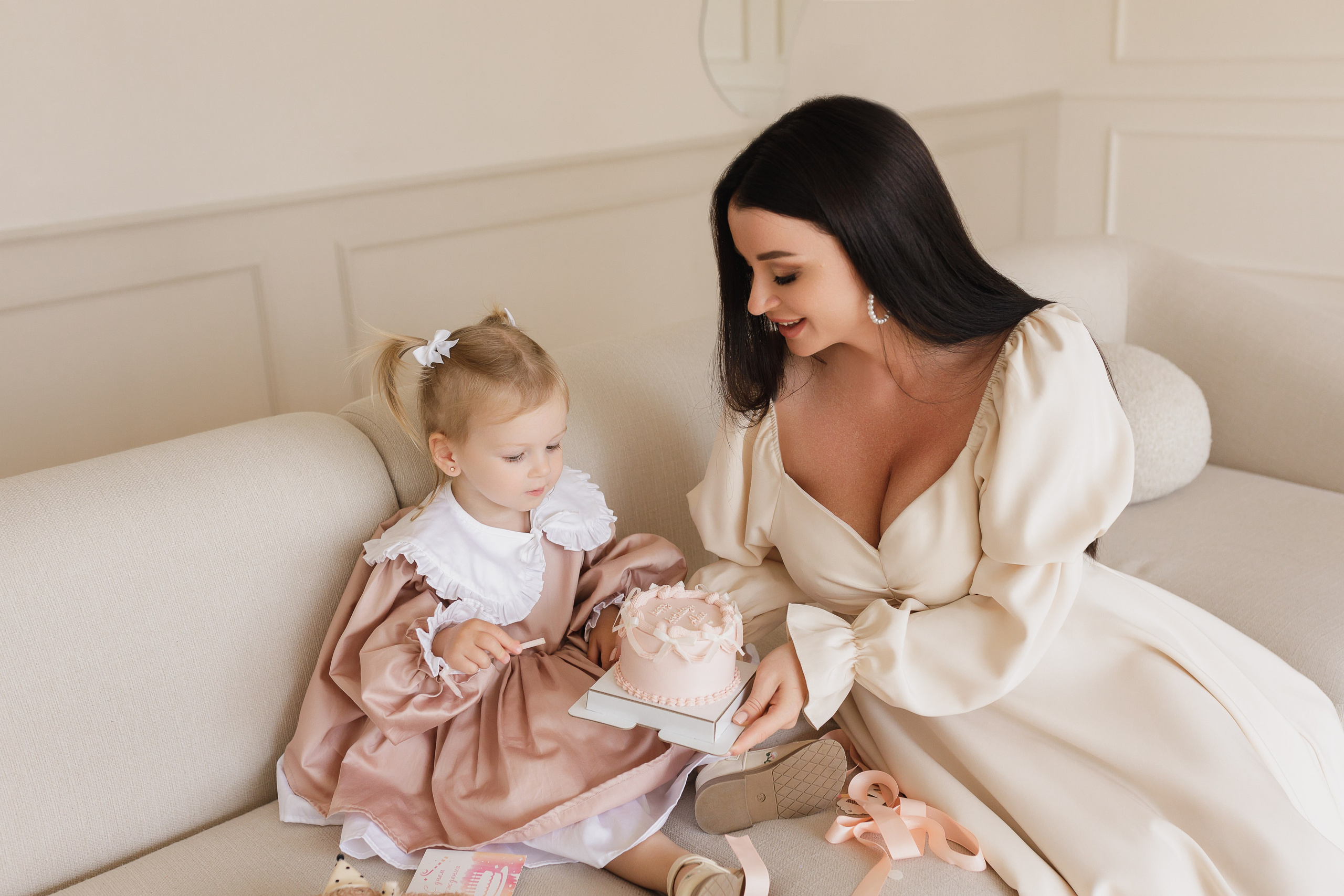 Алисе 2 года. Таня Грин фотограф в Екатеринбурге, продюсирование и стилизация съемок