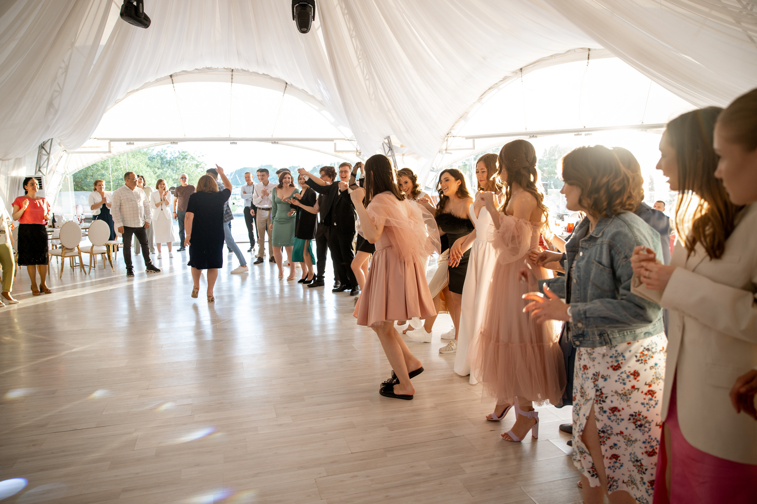 Выпускной ТГУ. Своя Набережная. Фотограф Антон Никандров