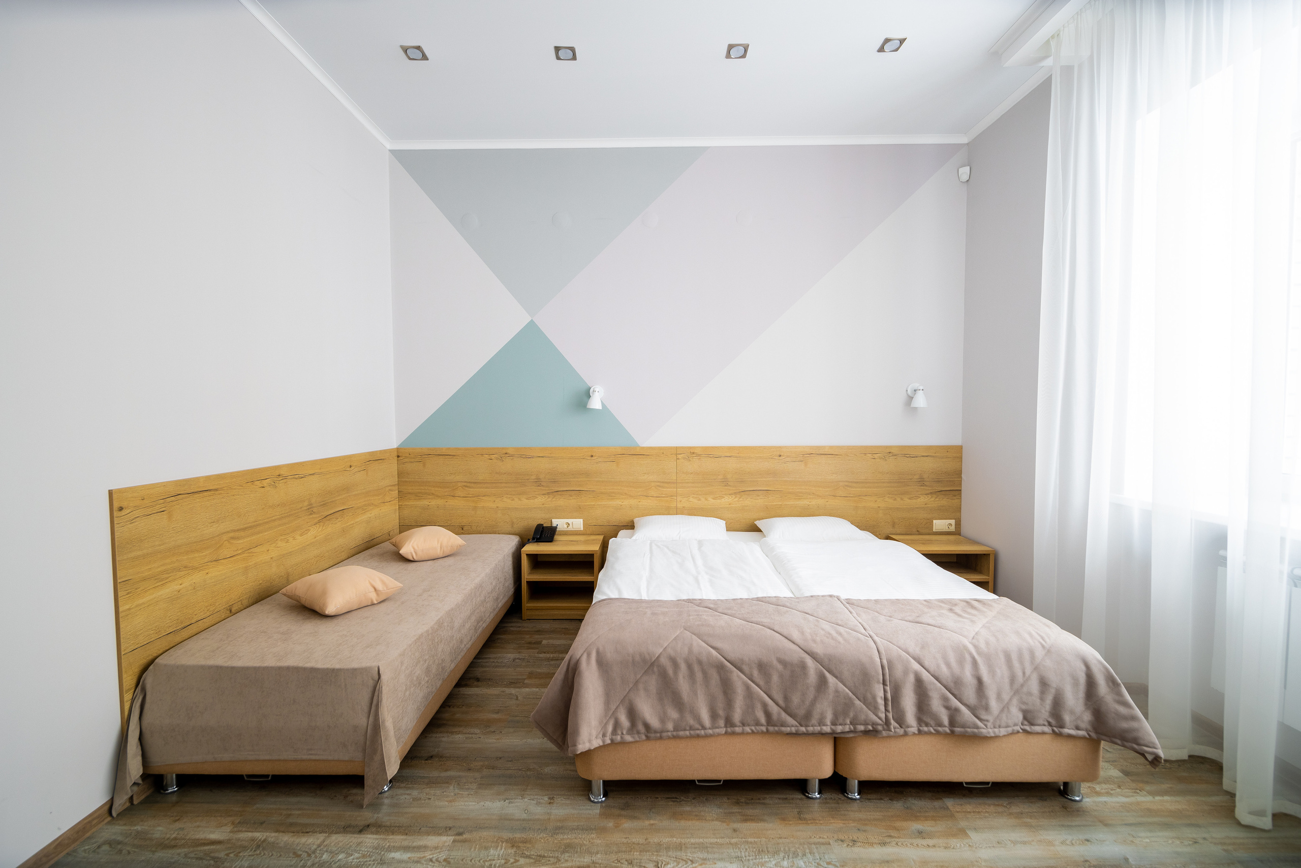 Гостиница «Атриа». Фотограф Антон Никандров