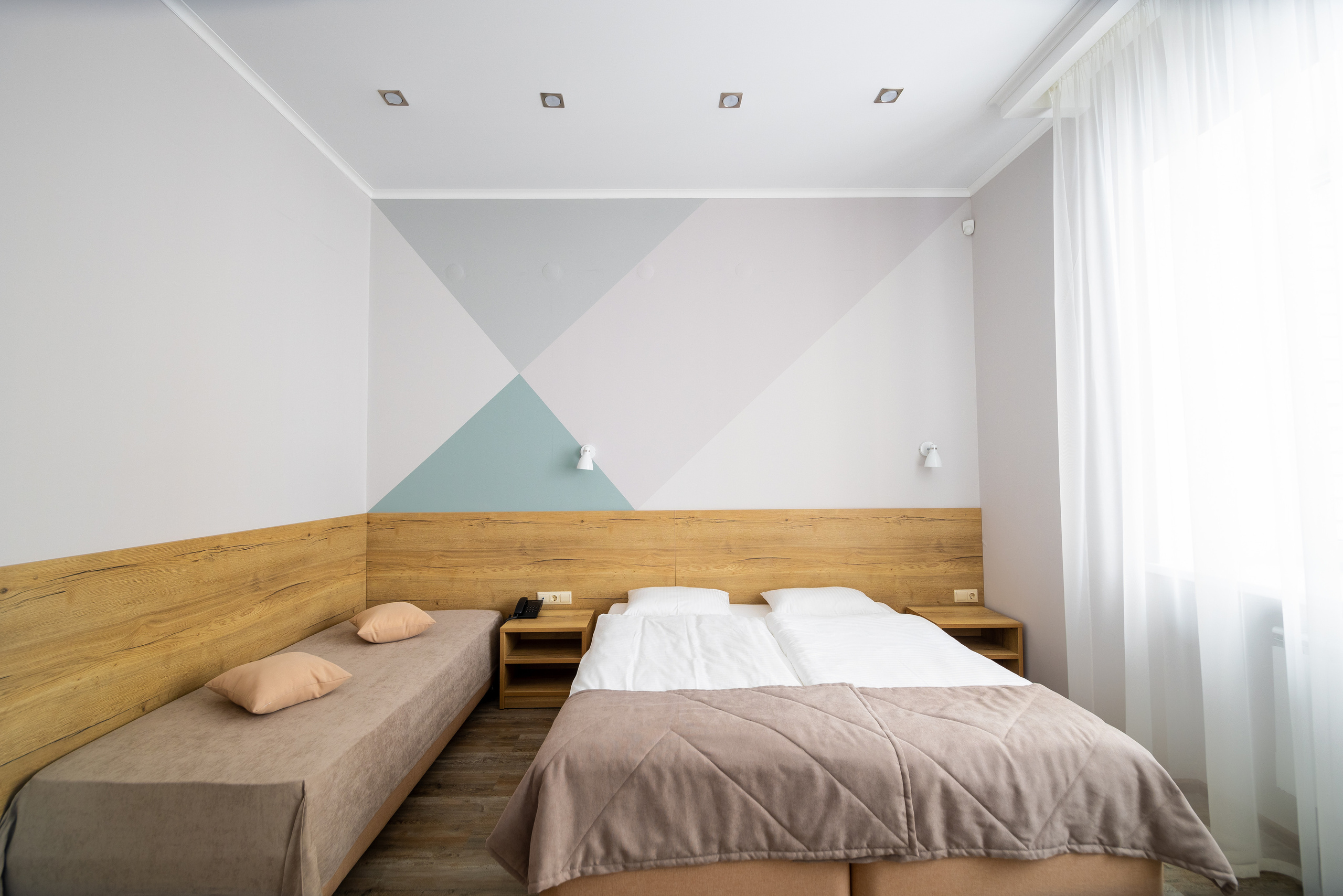 Гостиница «Атриа». Фотограф Антон Никандров