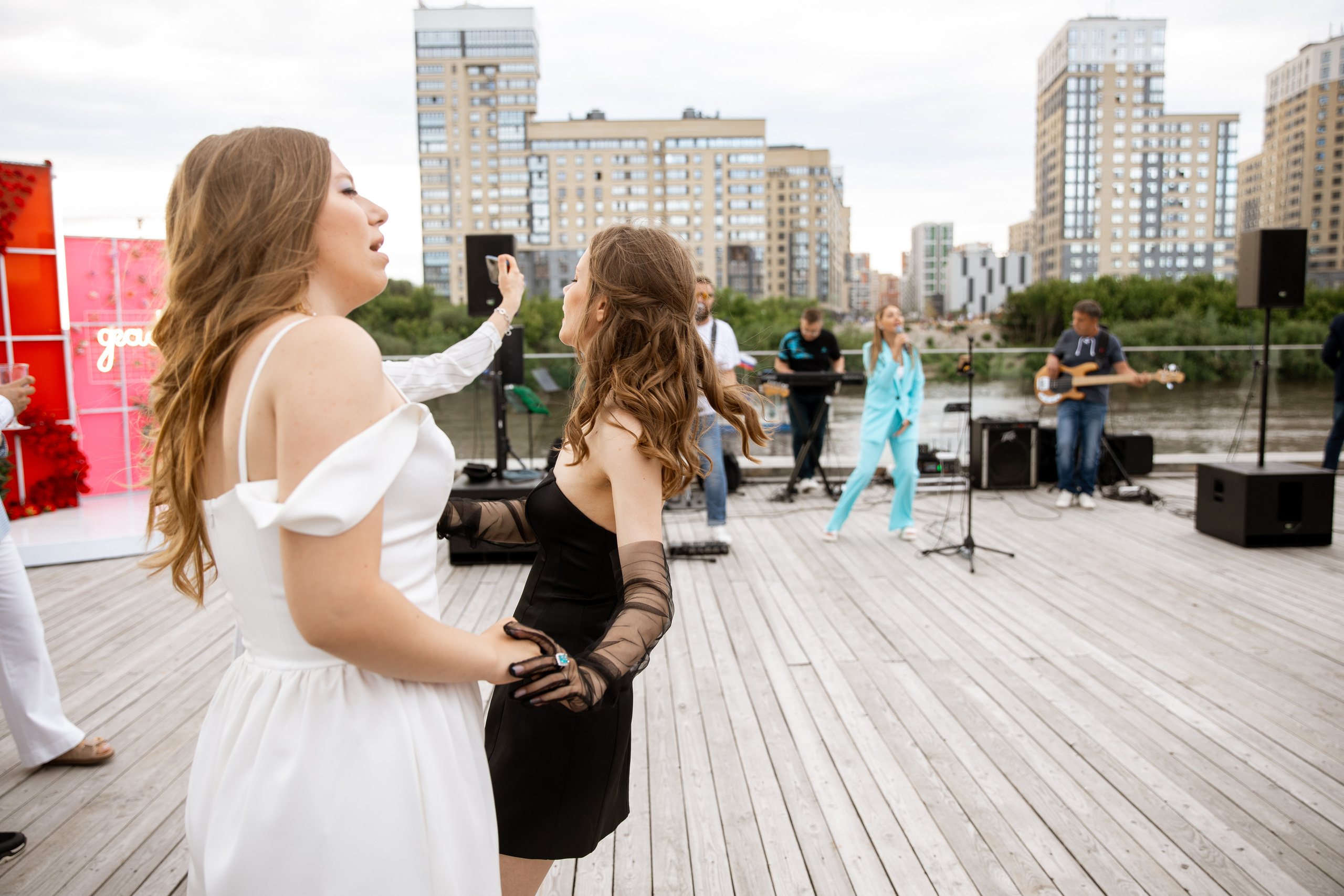 Выпускной ТГУ. Своя Набережная. Фотограф Антон Никандров