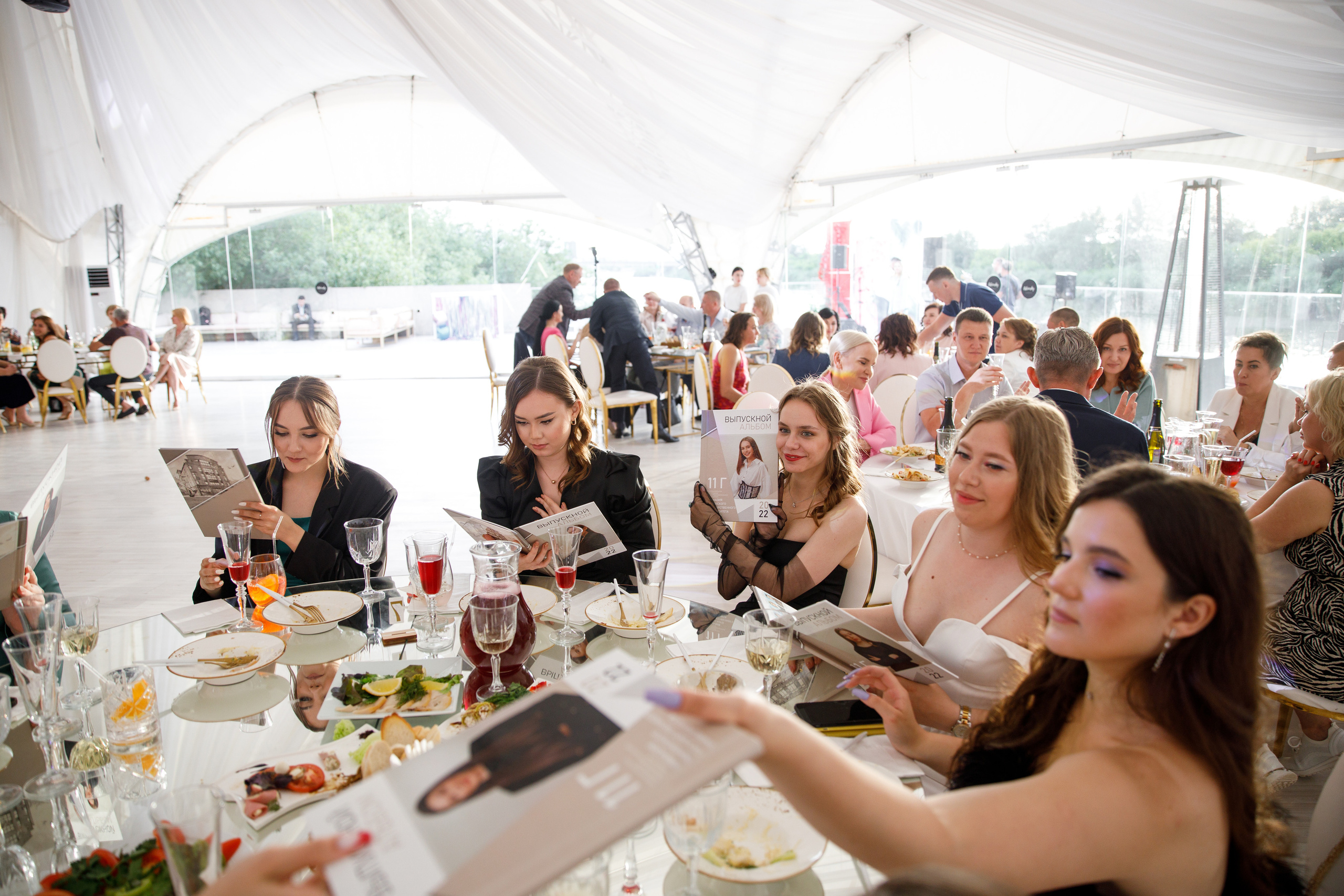 Выпускной ТГУ. Своя Набережная. Фотограф Антон Никандров
