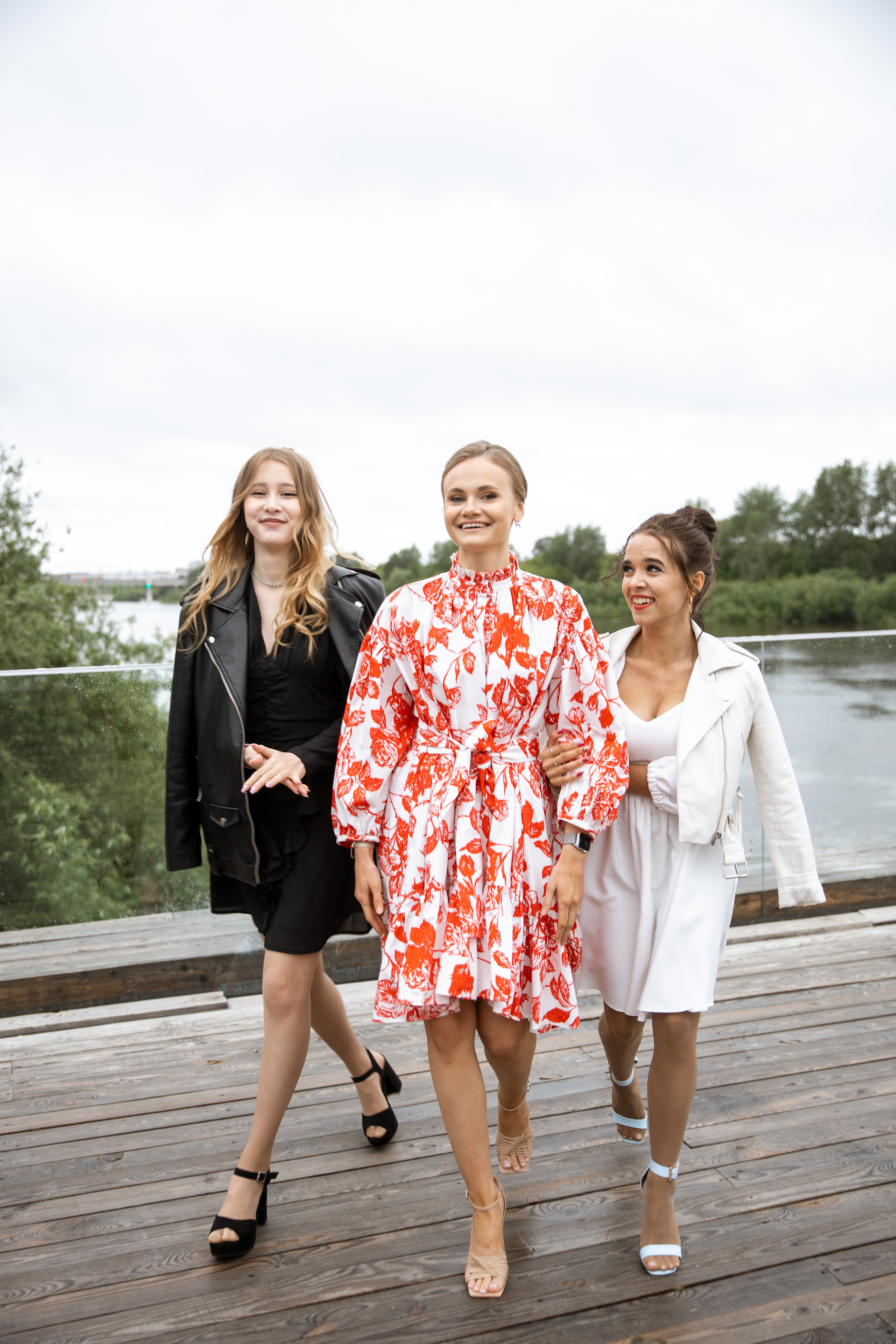 Выпускной. Своя набережная. Фотограф Антон Никандров