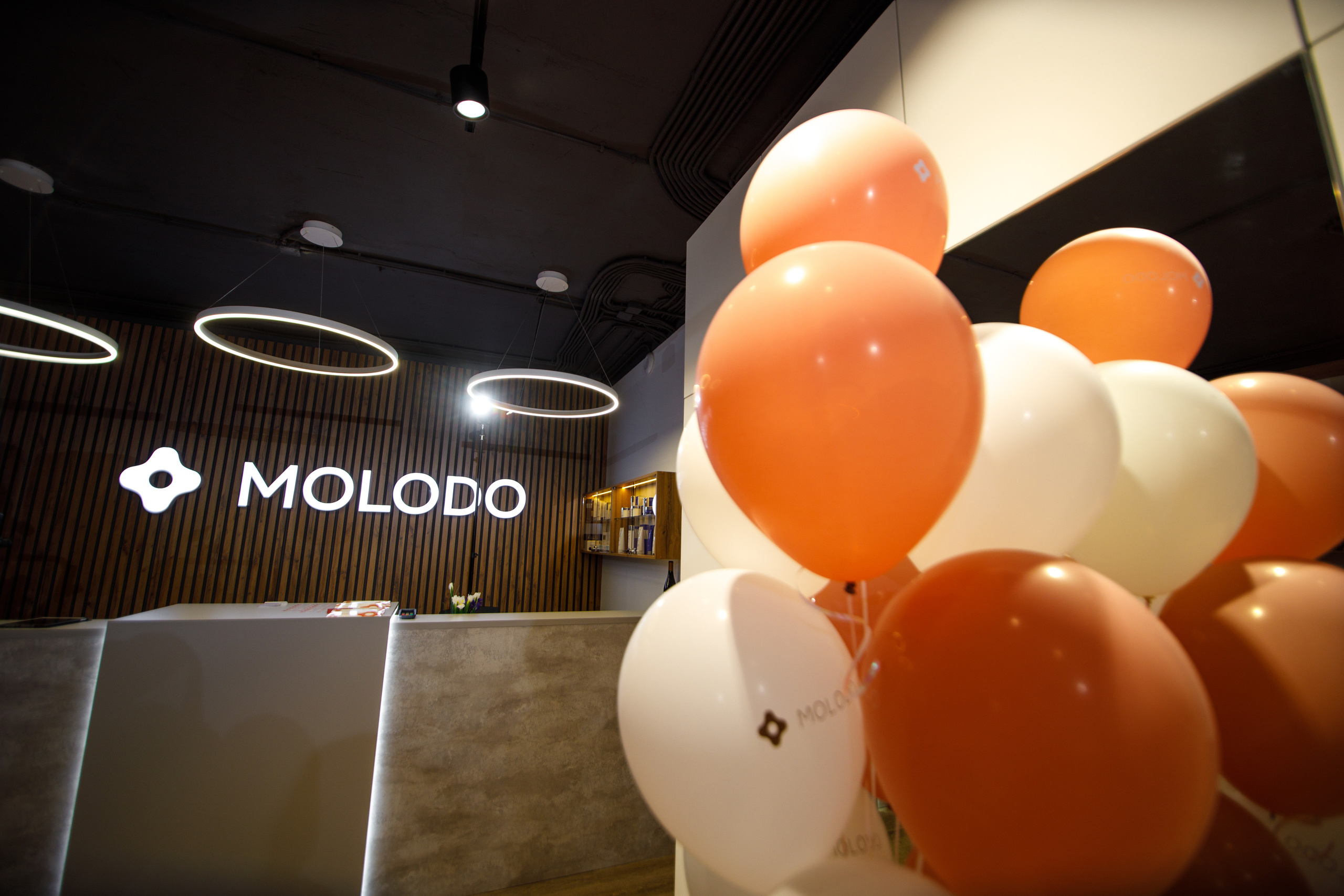 MOLODO. Открытие салона красоты. Фотограф Антон Никандров