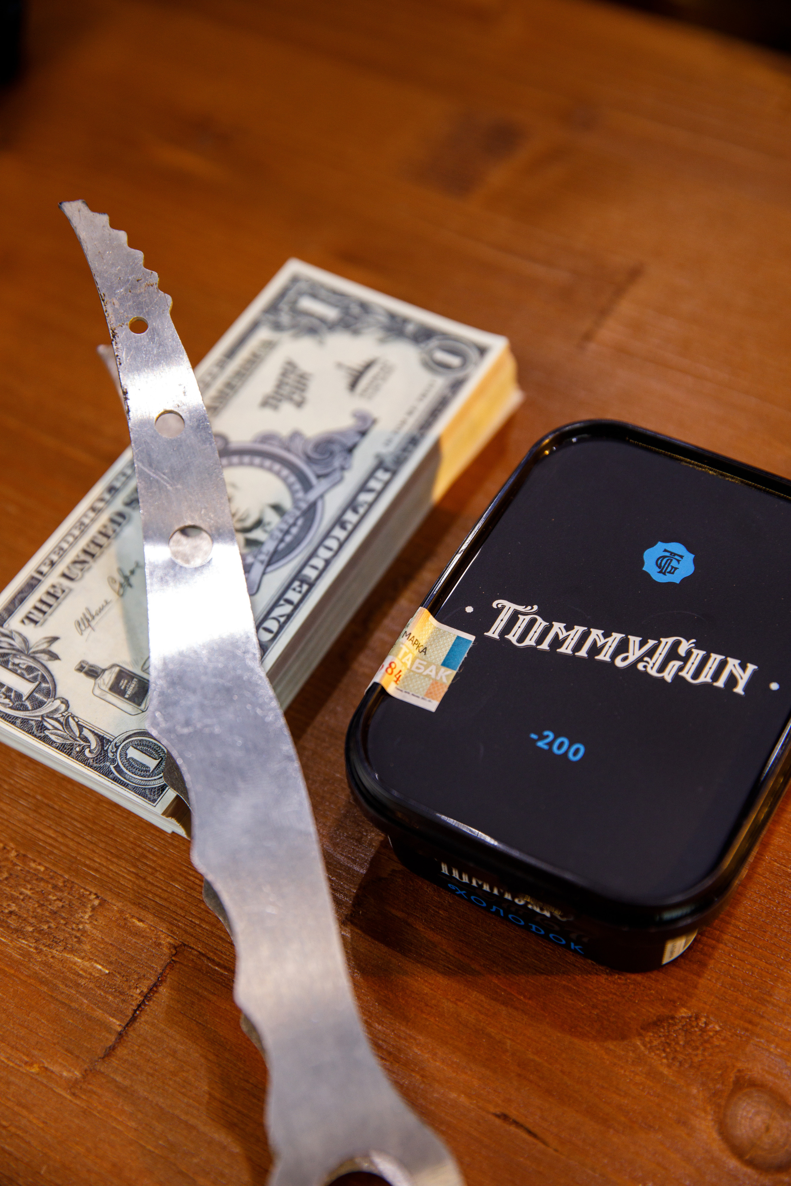 «Tommy Gun». Бренд табака. Фотограф Антон Никандров