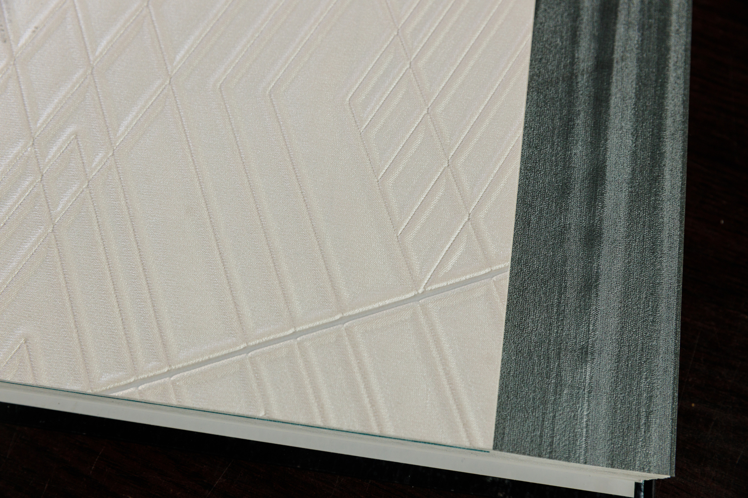 Салон декора «Renome». Коллекция обоев. Фотограф Антон Никандров