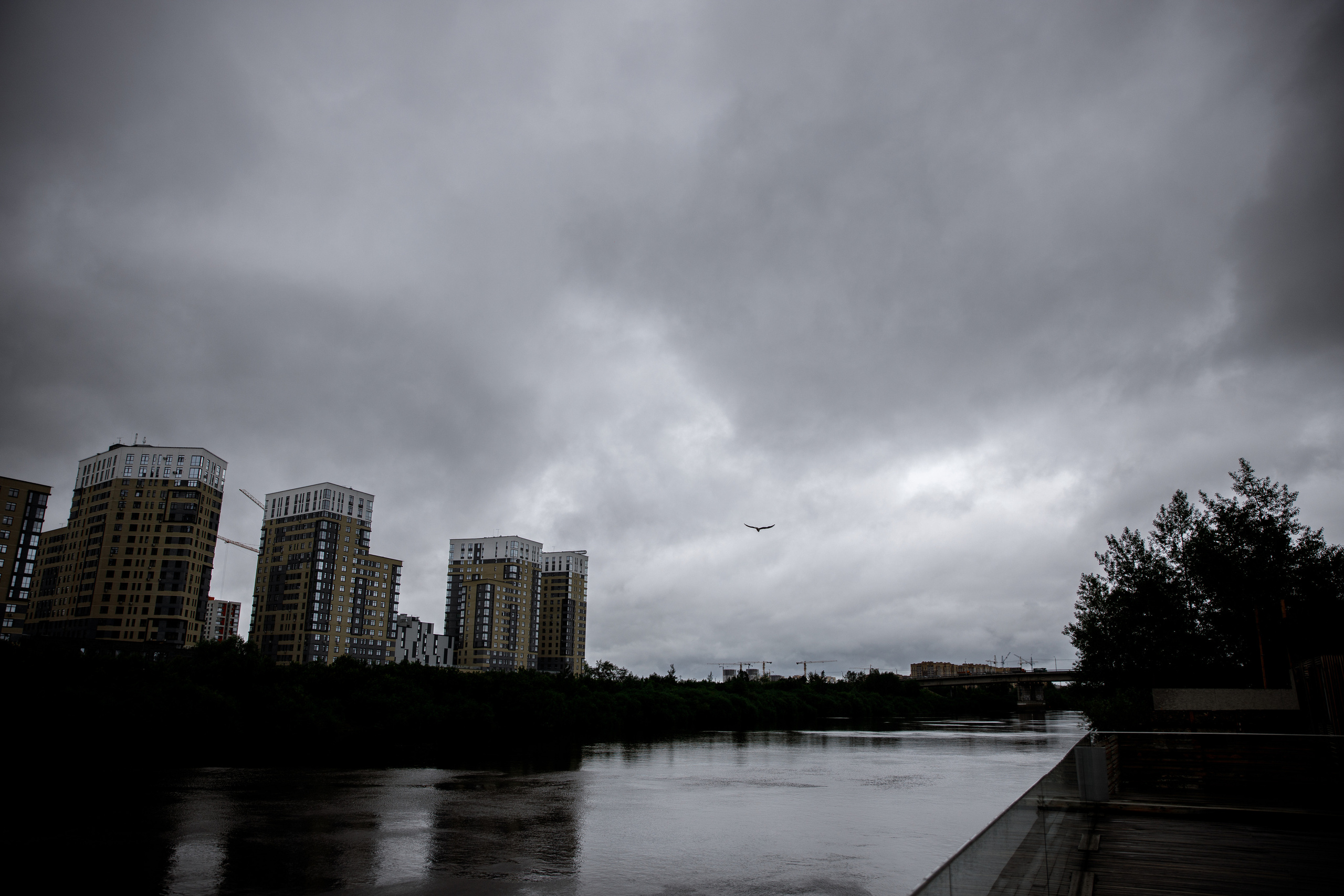 Выпускной. Своя набережная. Фотограф Антон Никандров
