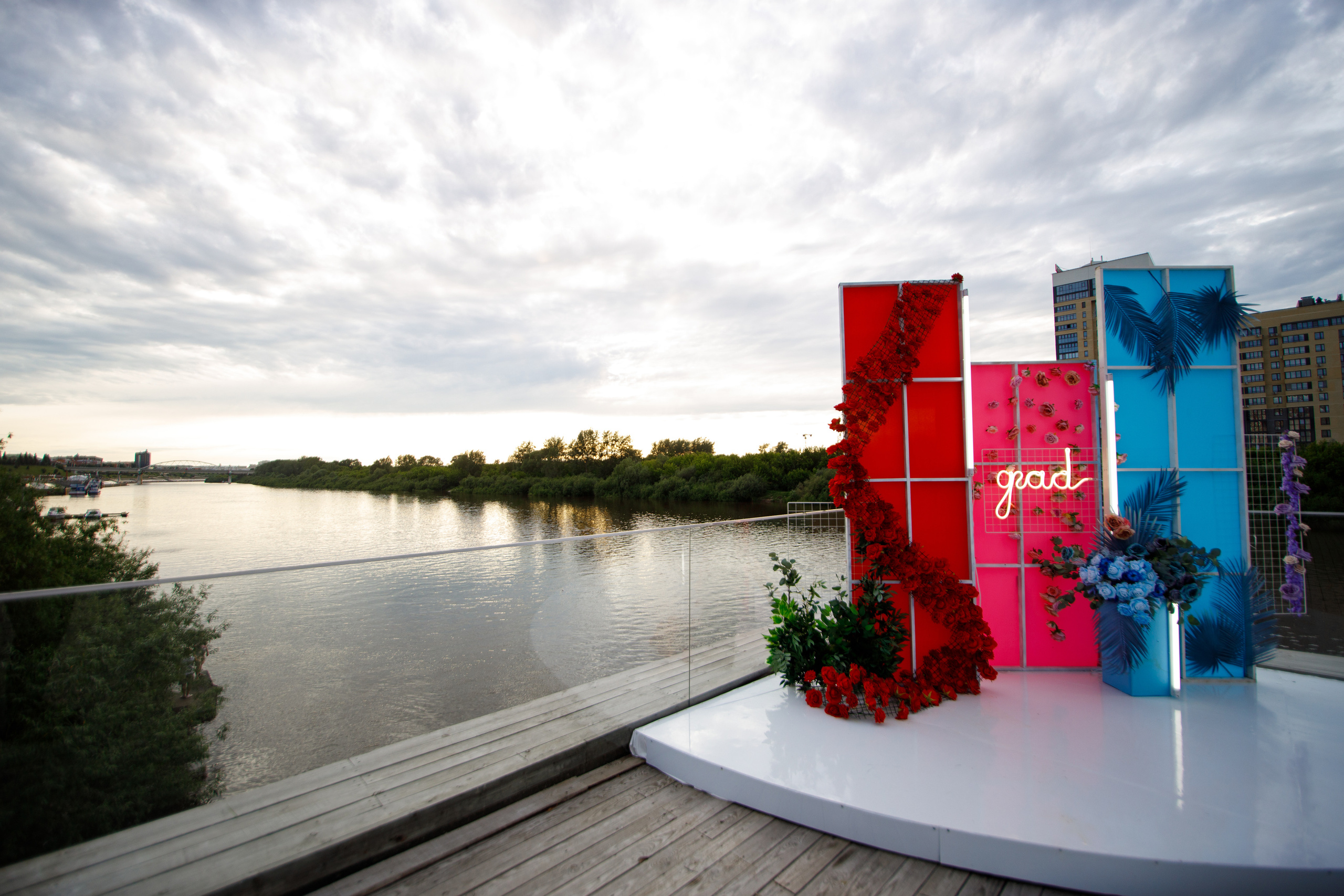 Выпускной ТГУ. Своя Набережная. Фотограф Антон Никандров