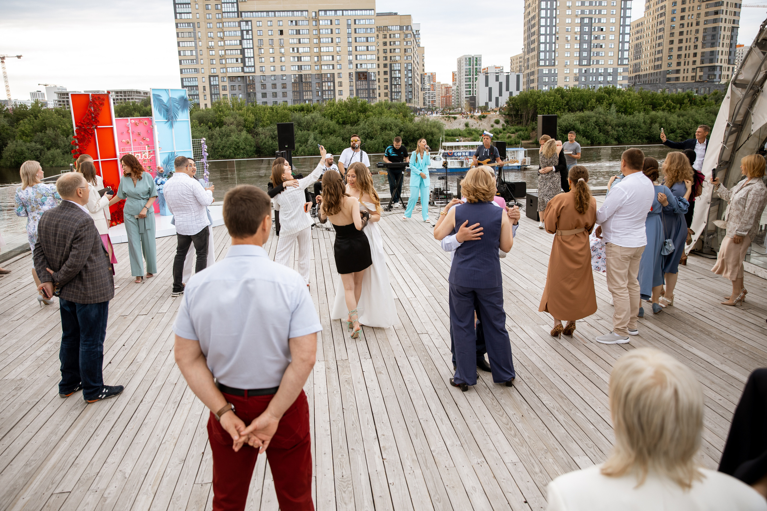 Выпускной ТГУ. Своя Набережная. Фотограф Антон Никандров