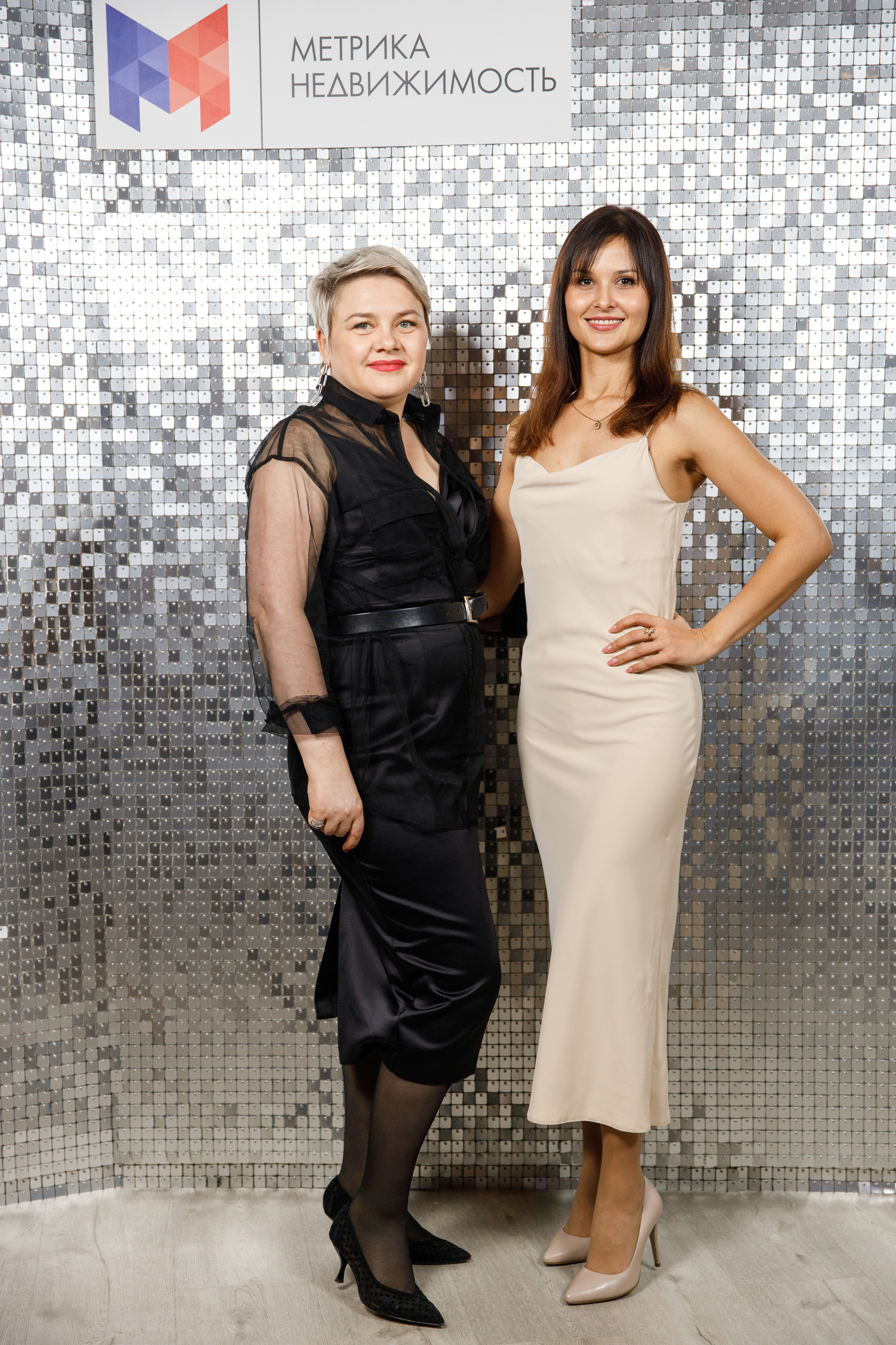 Метрика Недвижимость. Фотограф Антон Никандров