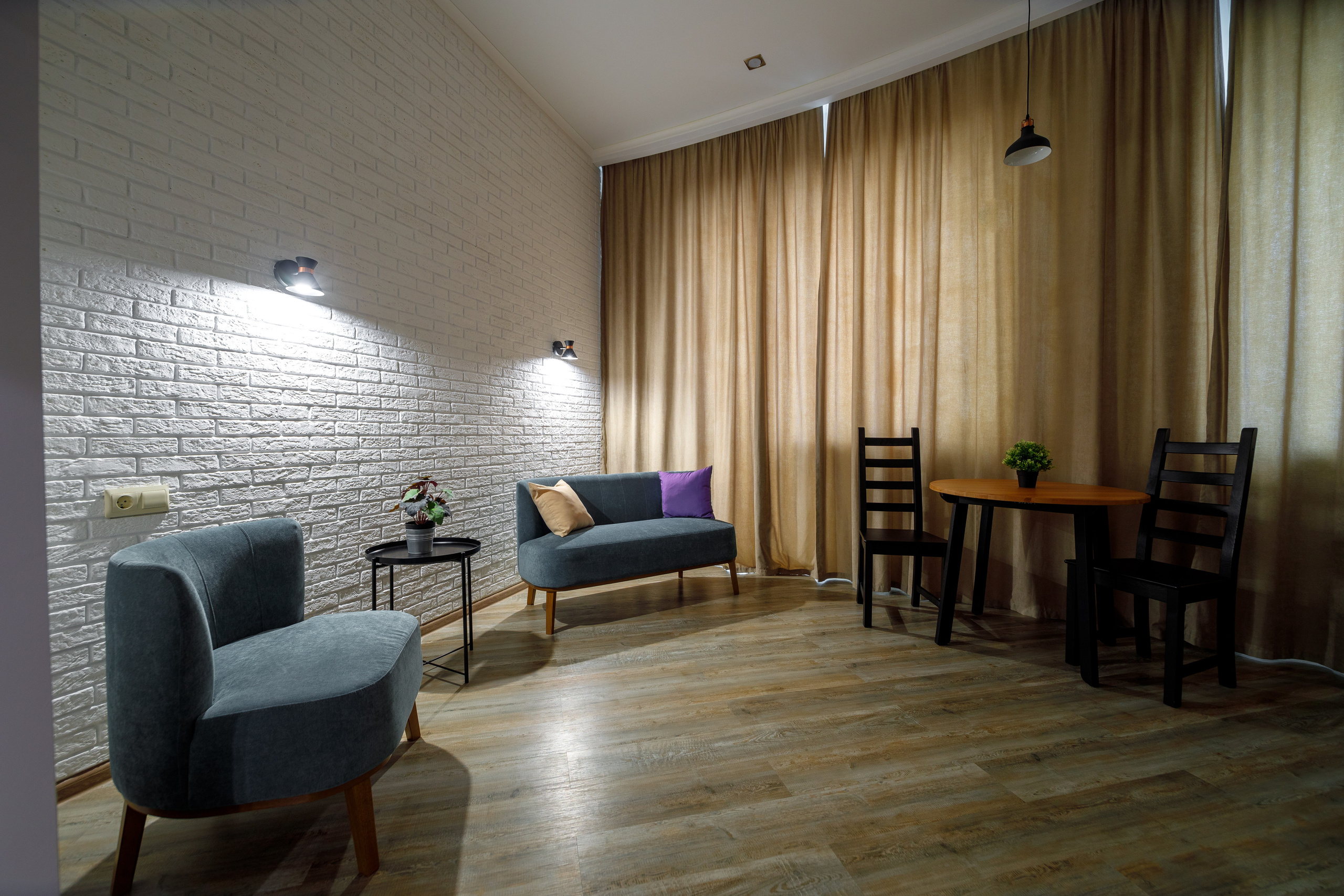 Гостиница «Атриа». Фотограф Антон Никандров