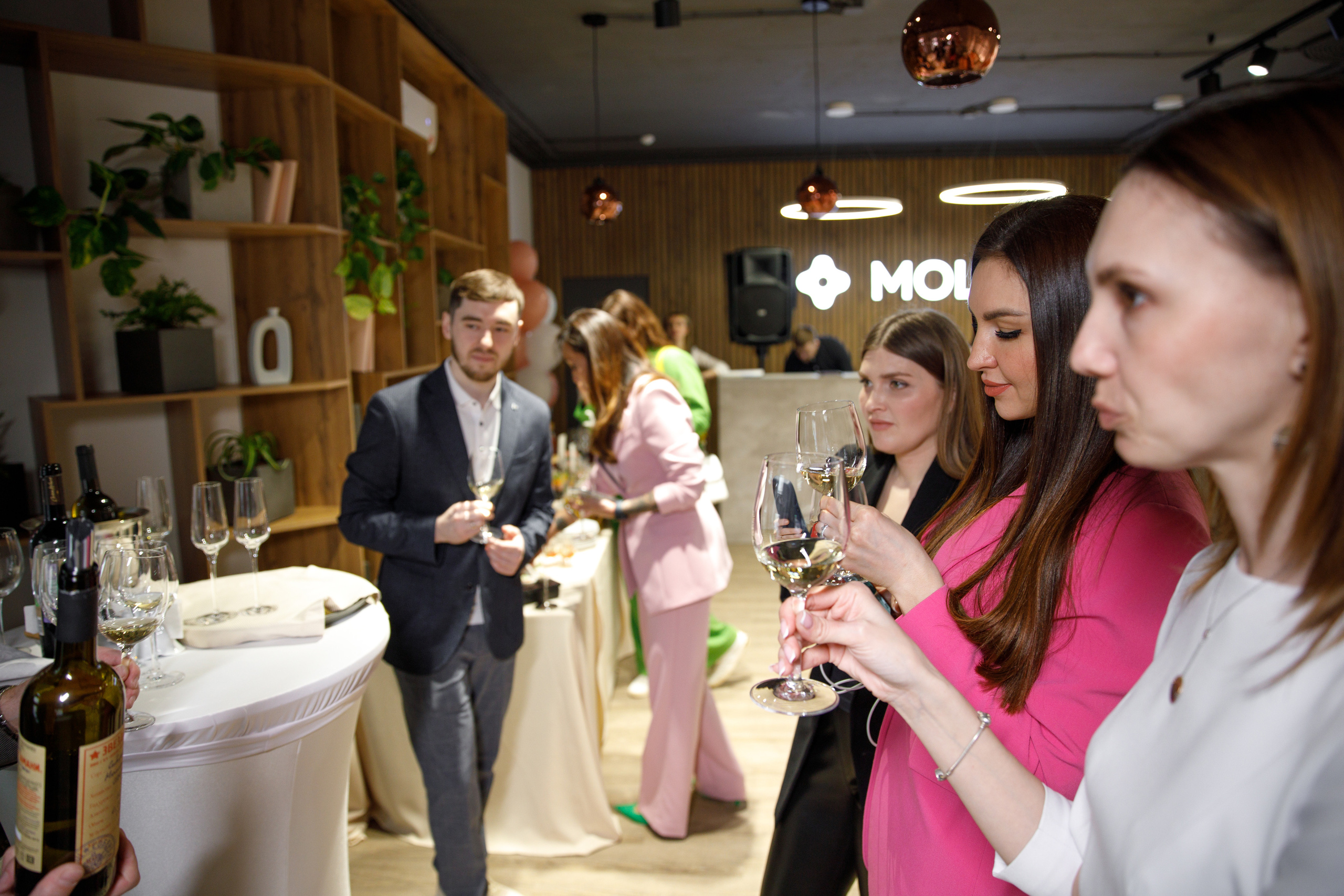 MOLODO. Открытие салона красоты. Фотограф Антон Никандров