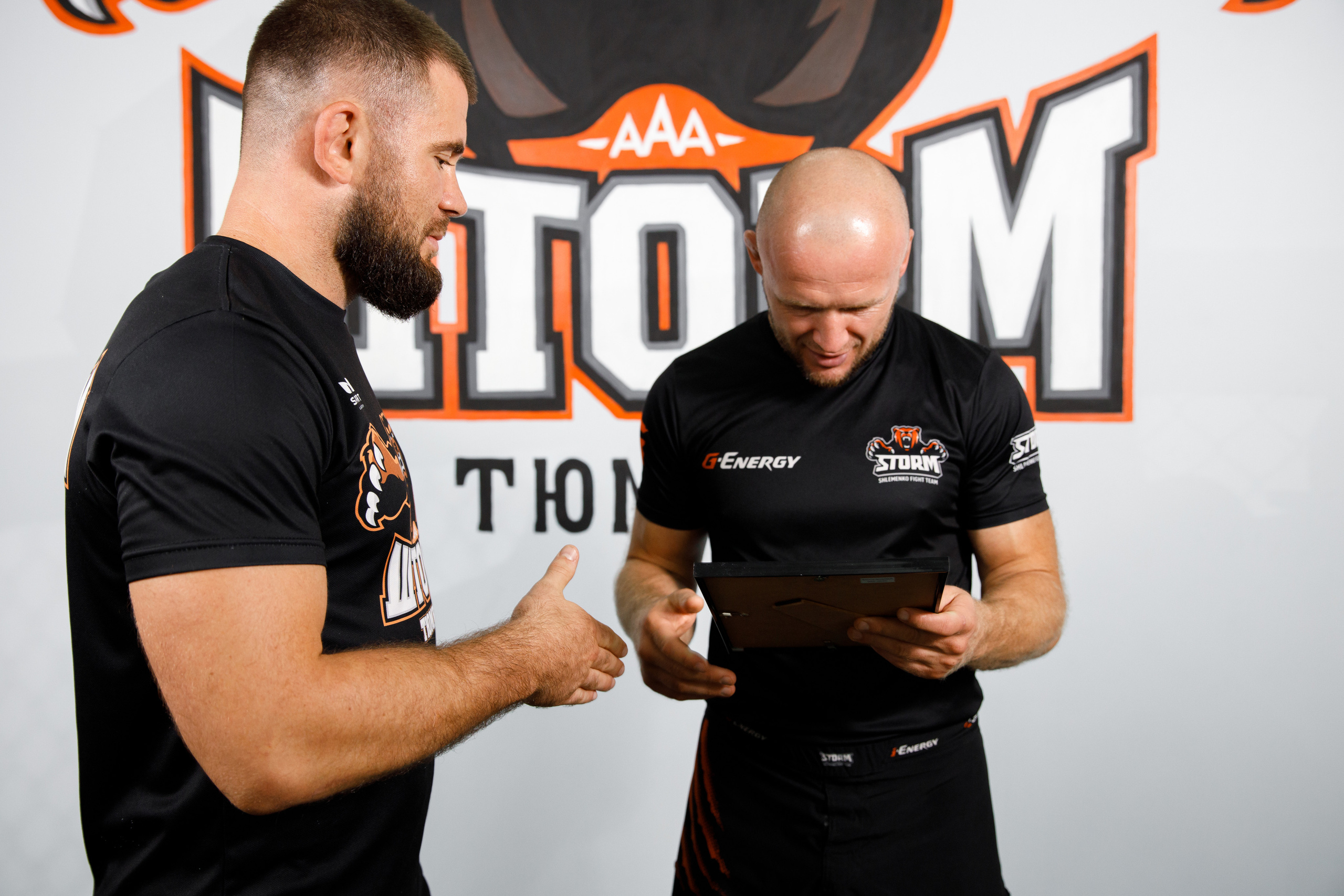 Шторм. Открытие филиала школы единоборств А. Шлеменко в Тюмени. Фотограф Антон Никандров