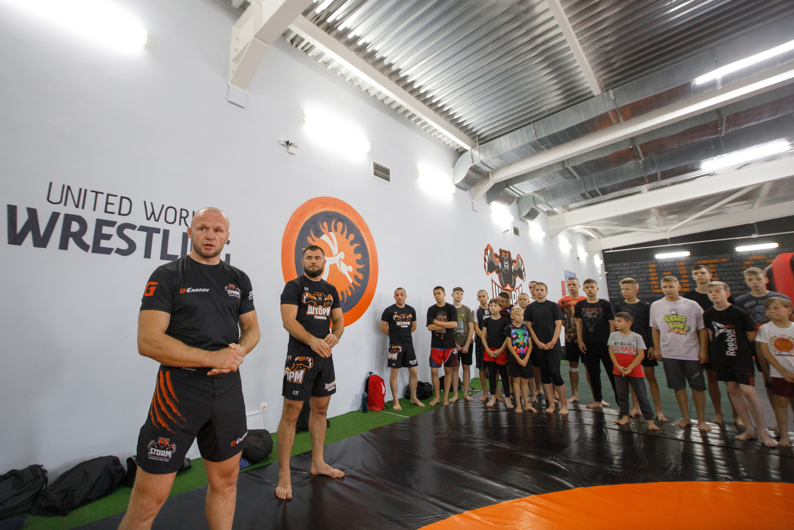 Шторм. Открытие филиала школы единоборств А. Шлеменко в Тюмени. Фотограф Антон Никандров