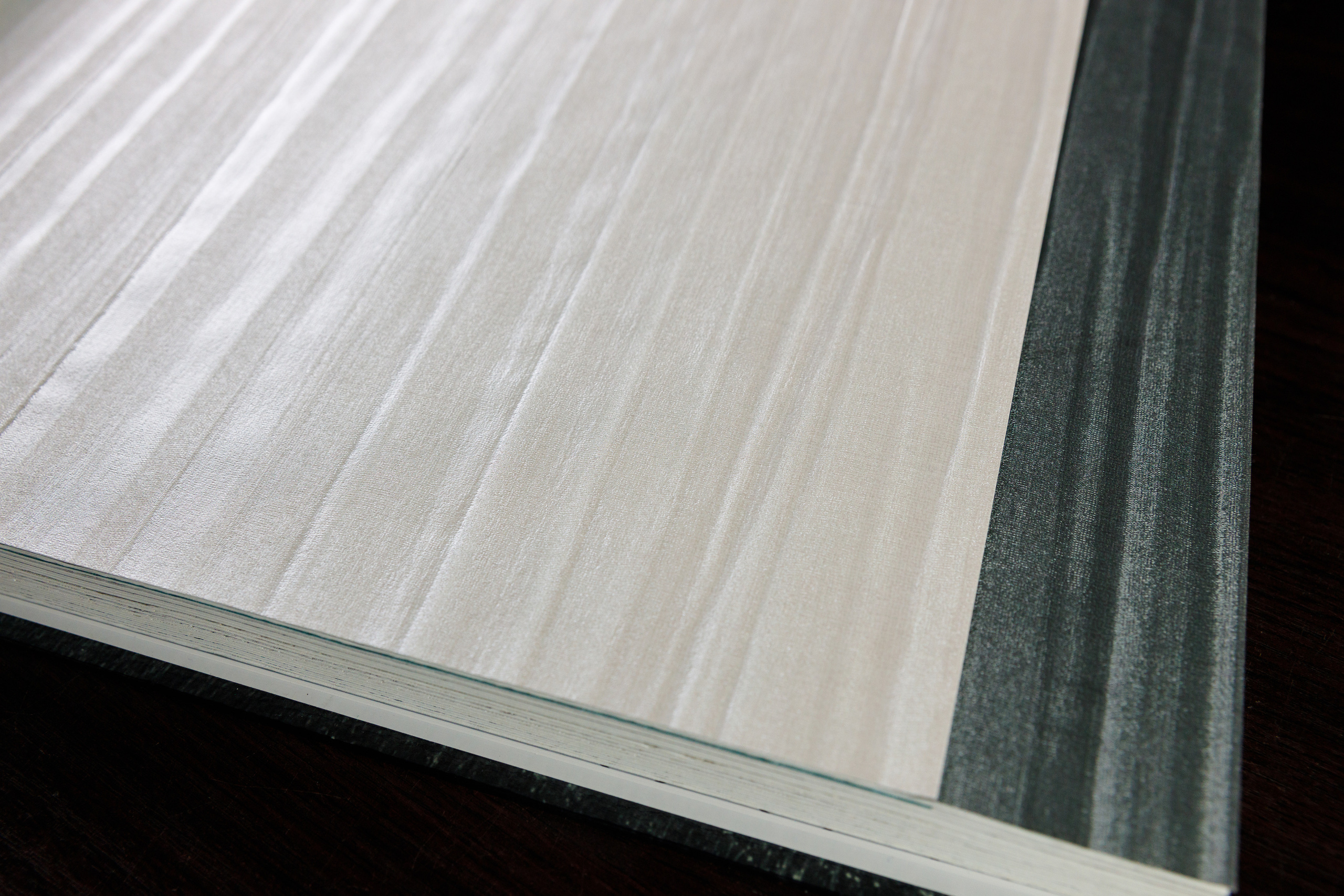 Салон декора «Renome». Коллекция обоев. Фотограф Антон Никандров