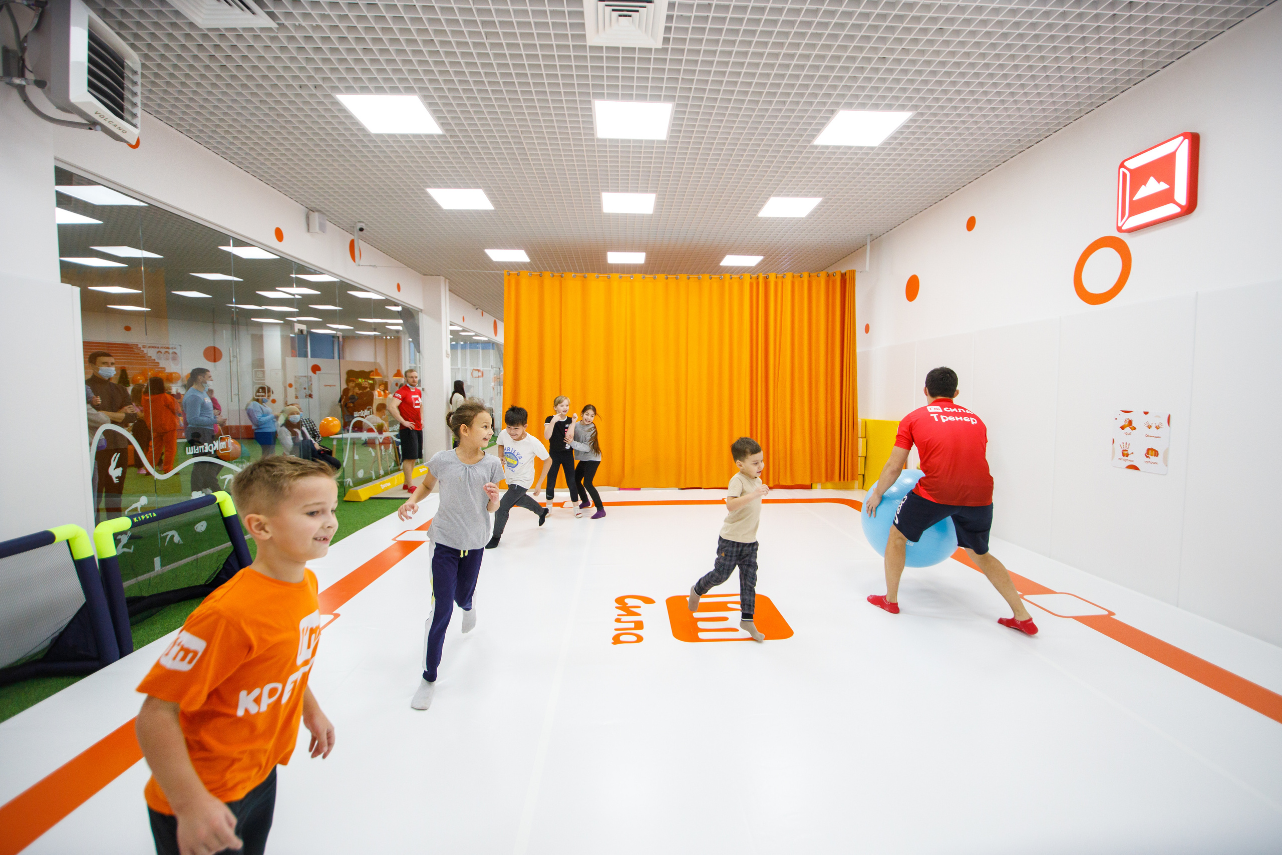 Открытие детского центра развития Крепыш. Фотограф Антон Никандров