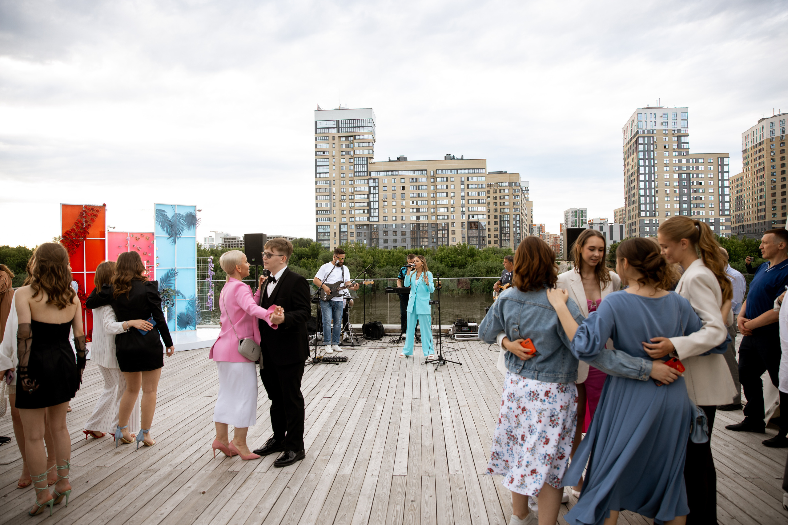 Выпускной ТГУ. Своя Набережная. Фотограф Антон Никандров