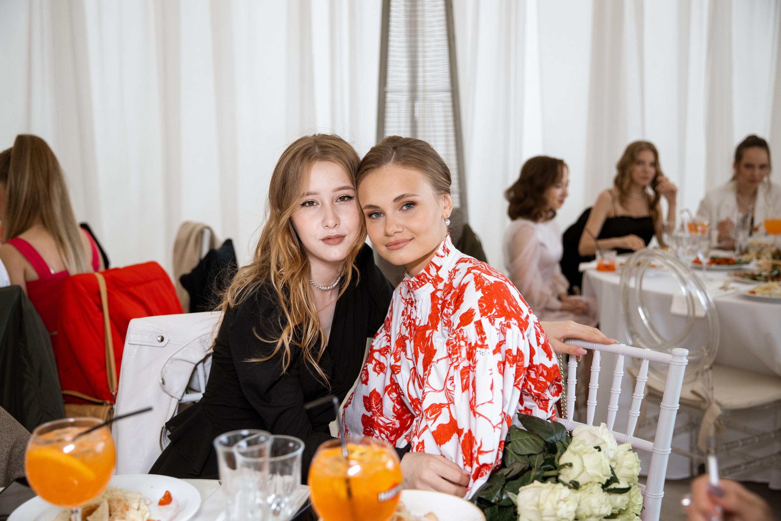 Выпускной. Своя набережная. Фотограф Антон Никандров