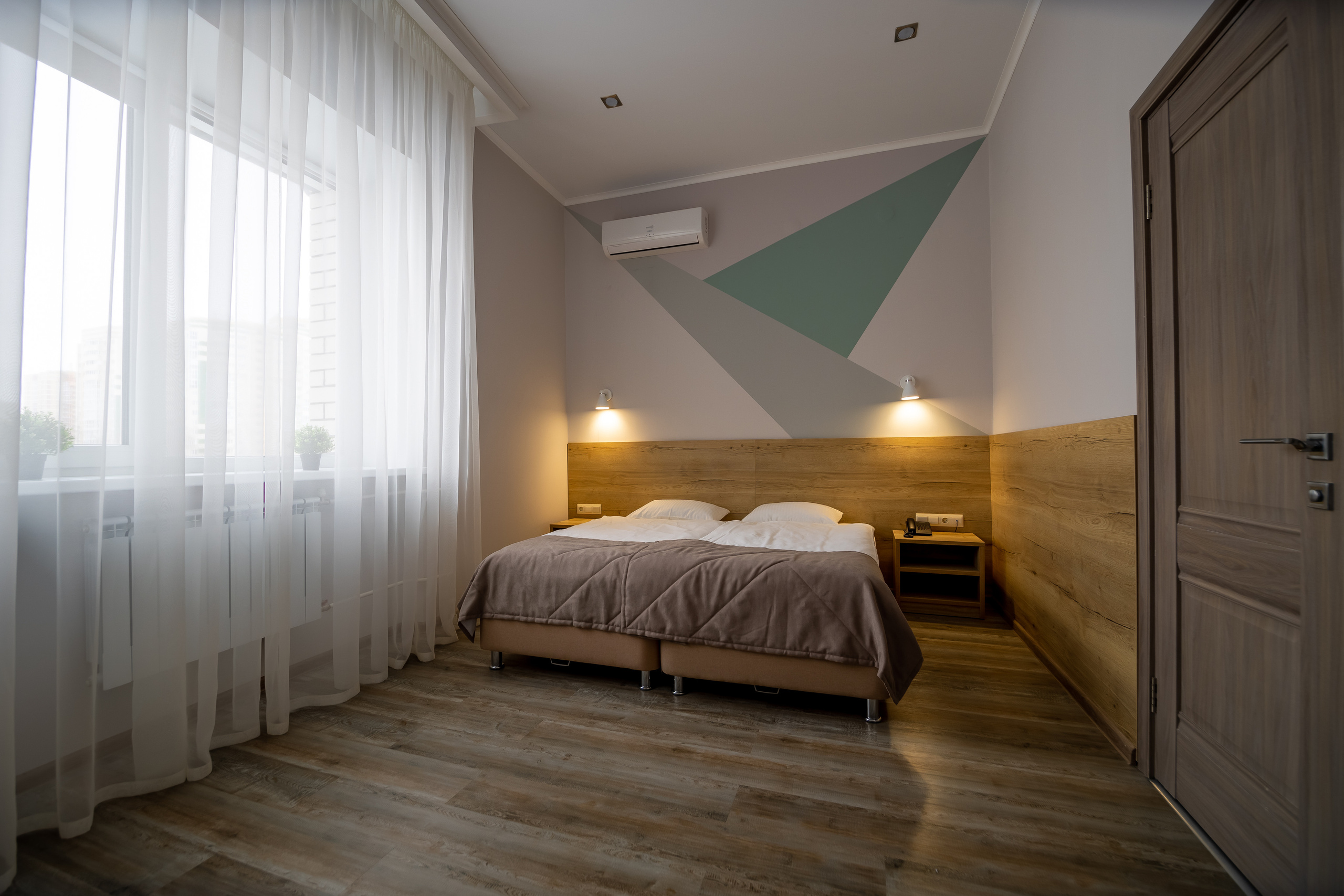 Гостиница «Атриа». Фотограф Антон Никандров