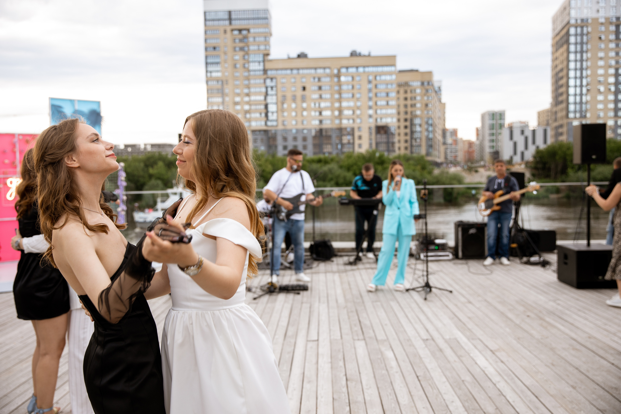 Выпускной ТГУ. Своя Набережная. Фотограф Антон Никандров