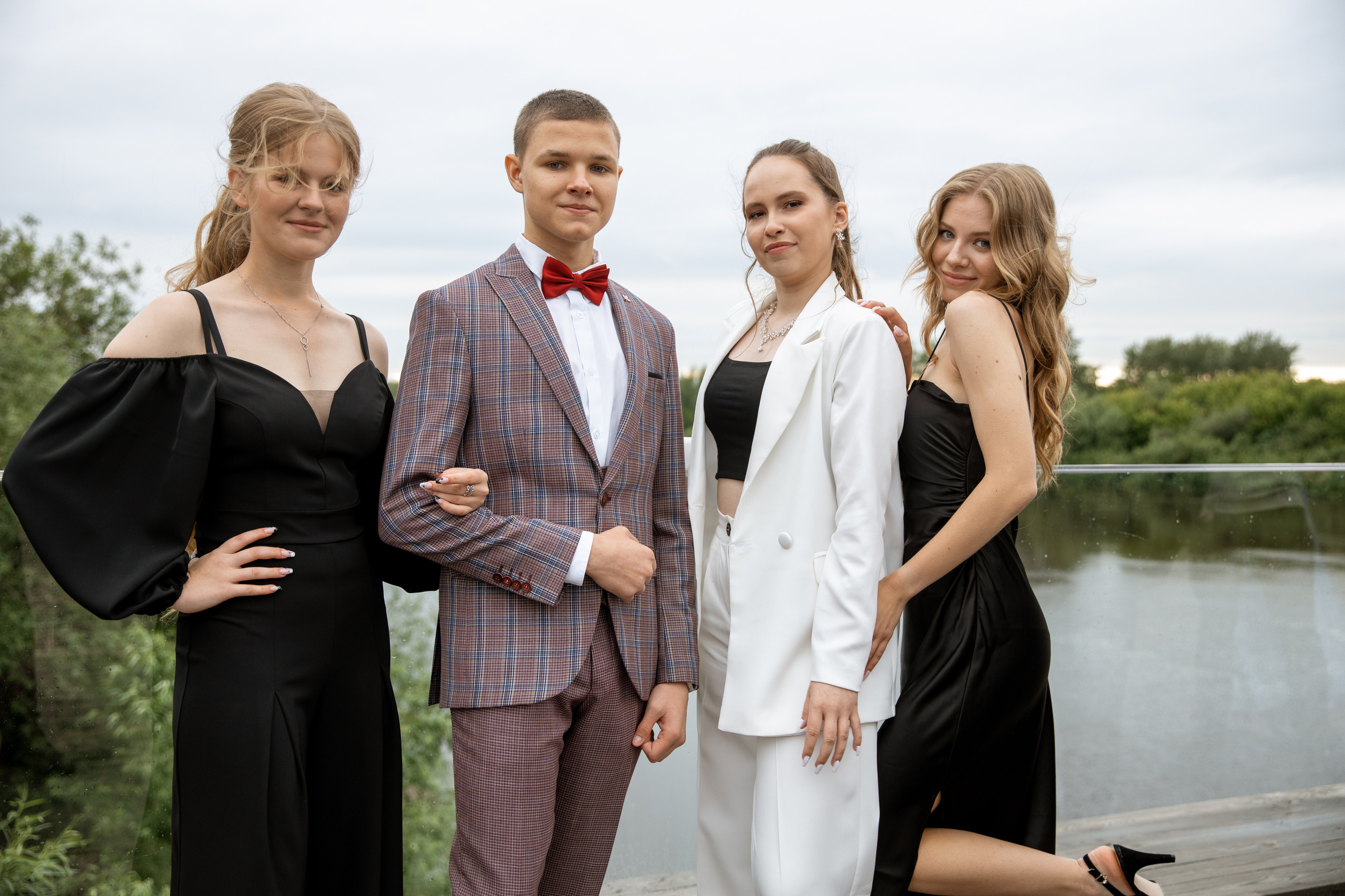 Выпускной. Своя набережная. Фотограф Антон Никандров