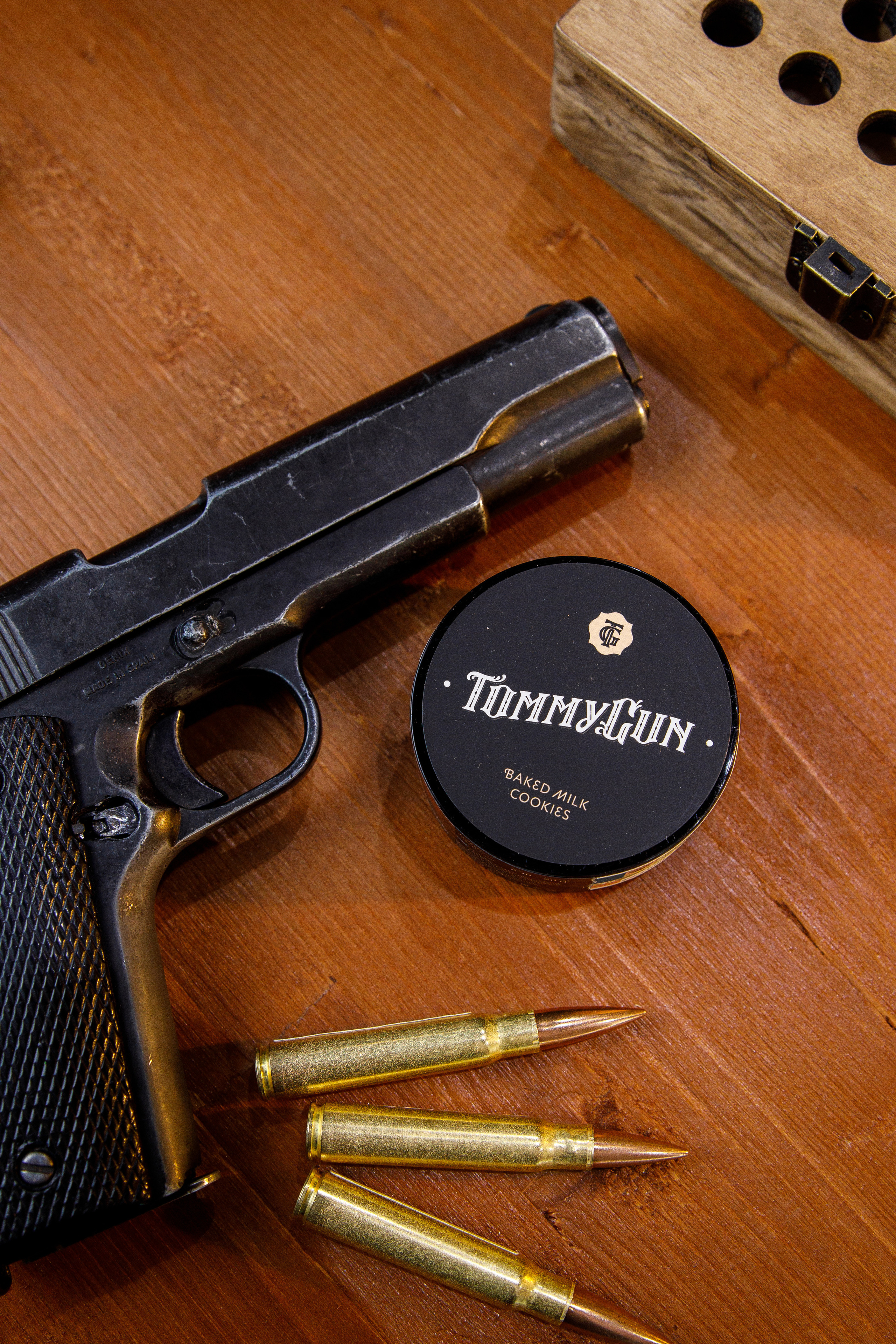 «Tommy Gun». Бренд табака. Фотограф Антон Никандров