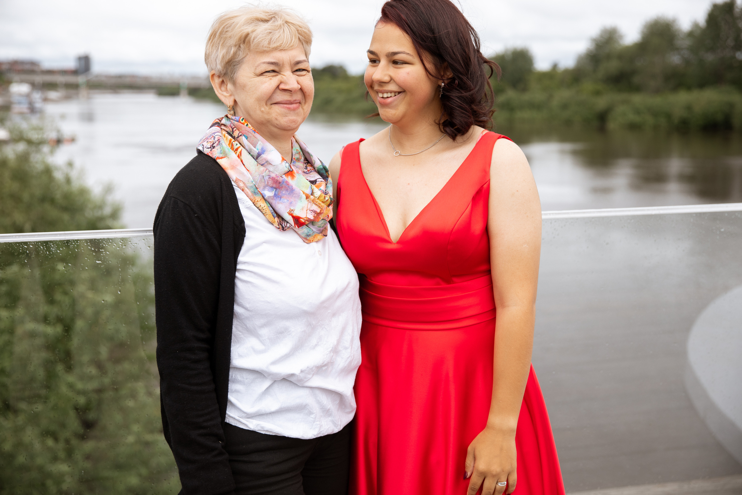 Выпускной. Своя набережная. Фотограф Антон Никандров