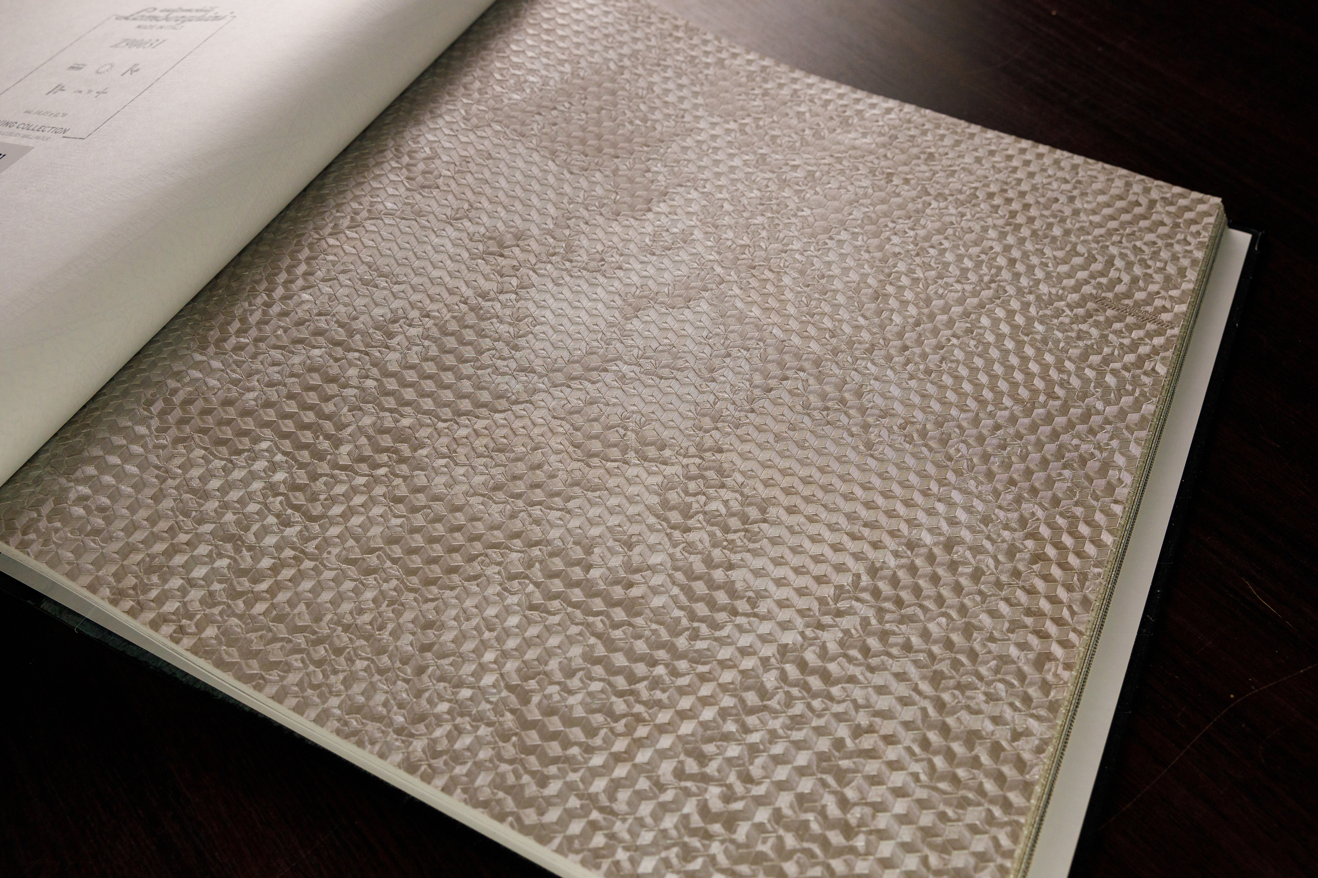 Салон декора «Renome». Коллекция обоев. Фотограф Антон Никандров