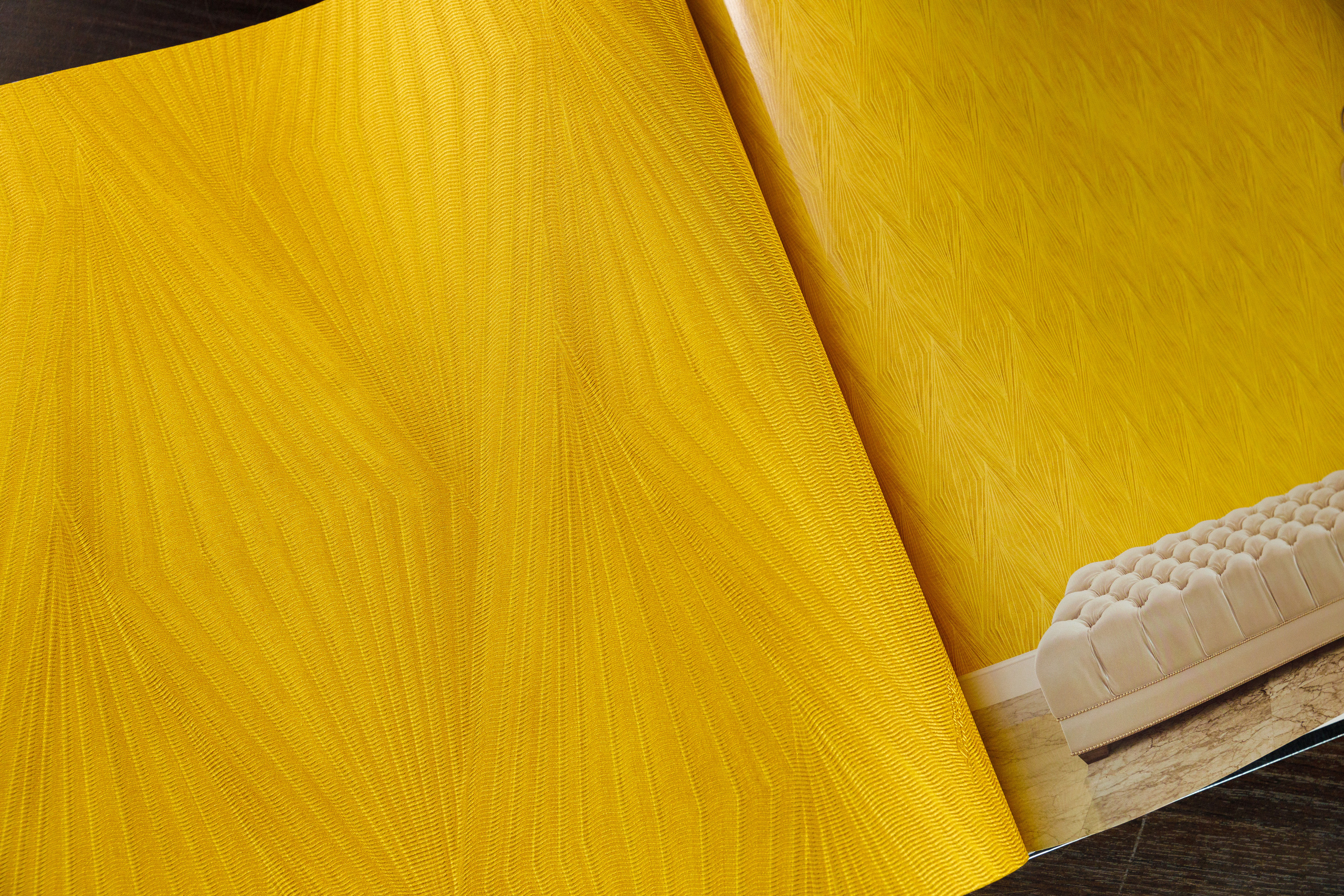 Салон декора «Renome». Коллекция обоев. Фотограф Антон Никандров