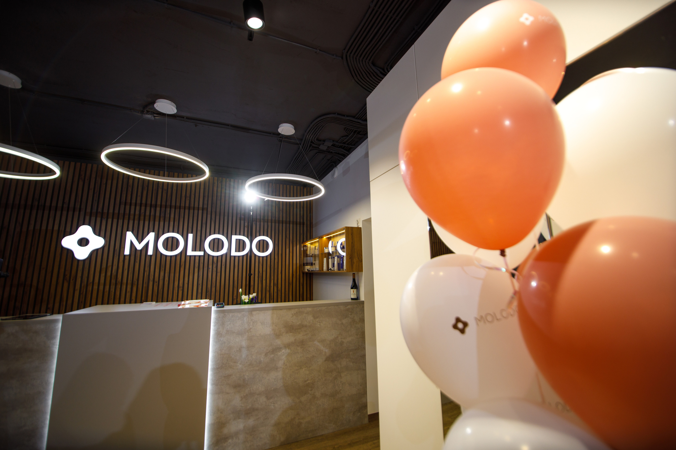 MOLODO. Открытие салона красоты. Фотограф Антон Никандров